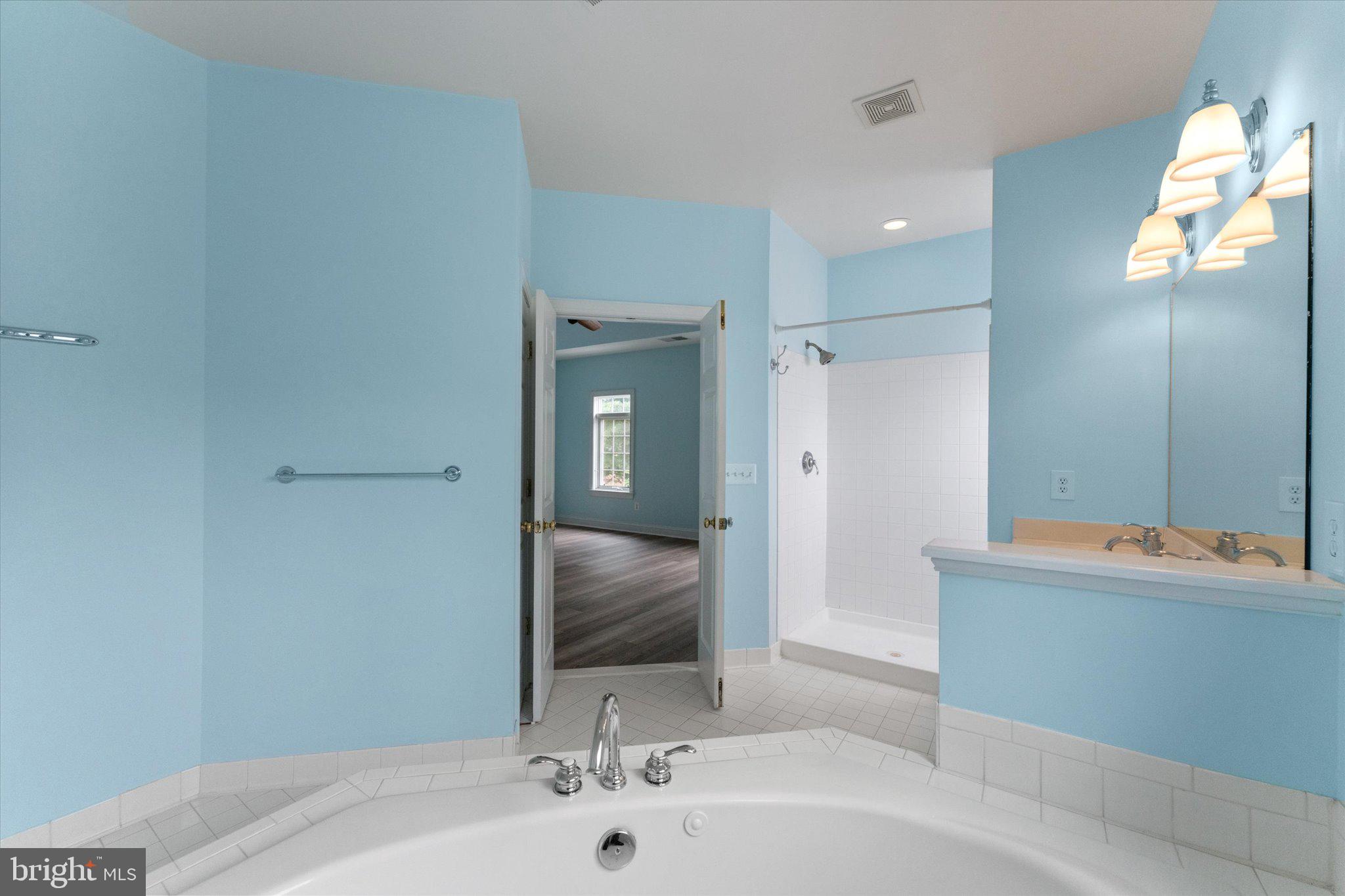 COURTS OF ST FRANCIS - Residential Lease