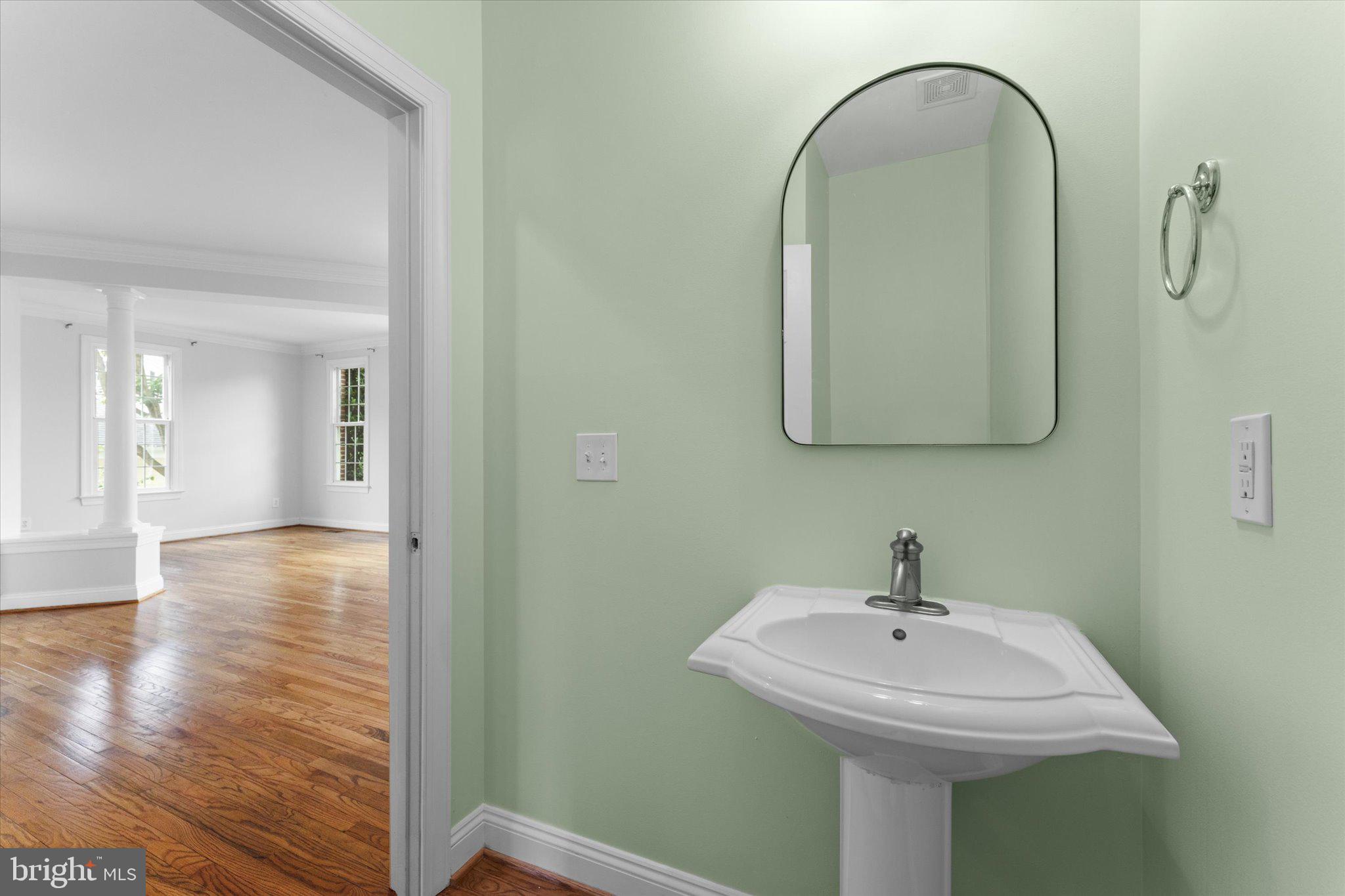 COURTS OF ST FRANCIS - Residential Lease