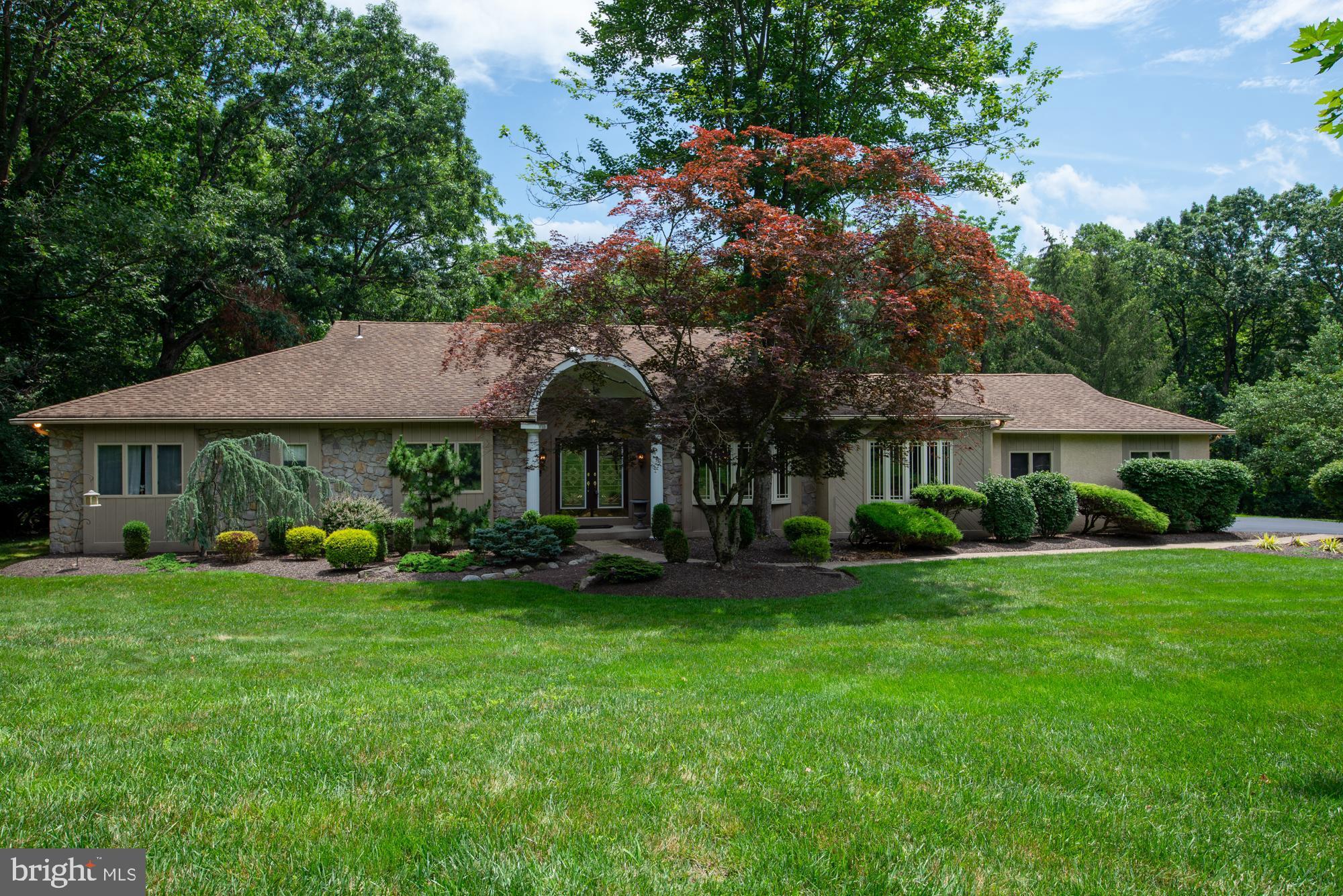 Estate sale on a large secluded lot, with beautiful curb appeal on a private, cul-de-sac street. Sit on the back deck, surrounded by trees and listen to nature! This Paone built house in the neighborhood of Arboresque is among many custom homes with large private lots. This home has spacious one floor living with a bedroom wing and an indoor swimming pool. Double glass front doors open to spacious tiled foyer with double coat closet and solar tube lighting in ceiling. Great room with gas fireplace, wet bar area, hardwood floors and door to outside deck. Dining room with bay window, hardwood floors and plenty of room to entertain. Kitchen has granite countertops, television nook above the refrigerator, and gas cooking island. Kitchen cabinets have inside and undermount lighting. Main bedroom has large walk in closet and additional space that could be a sitting room or office. Two other spacious bedrooms. Massive unfinished basement with whole house interior french drain, waiting to be customized. Two car side entry garage with enlarged driveway for extra parking and turn around room.