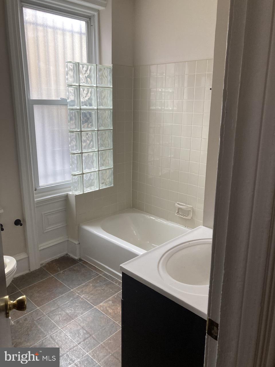 POWELTON VILLAGE - Residential Lease