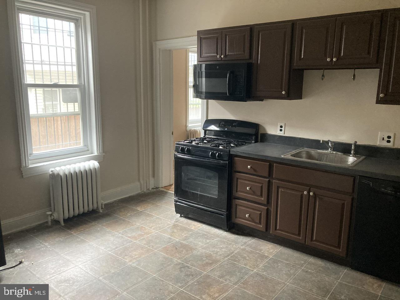 POWELTON VILLAGE - Residential Lease