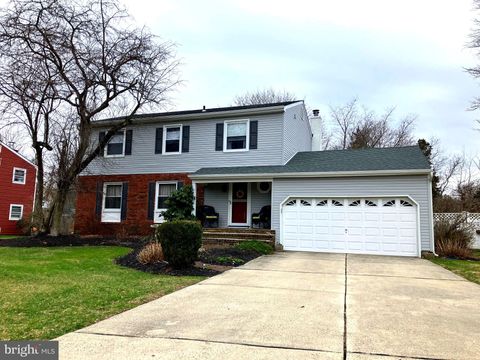 Homes For Sale - 1517 Derbyshire Road<br/> Bucks County, YARDLEY, PA 19067