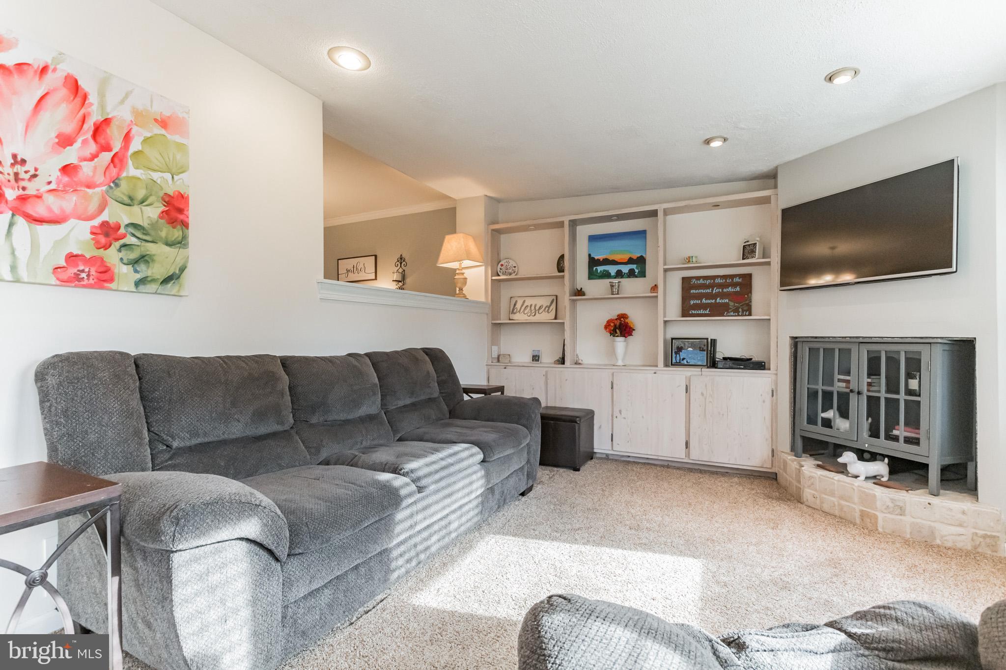 PINE BROOK FARMS - Residential