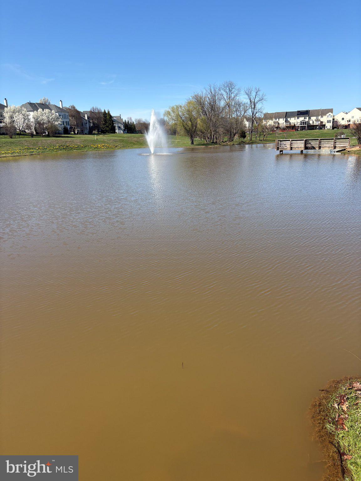 LOUDOUN PARKWAY CENTER - Residential