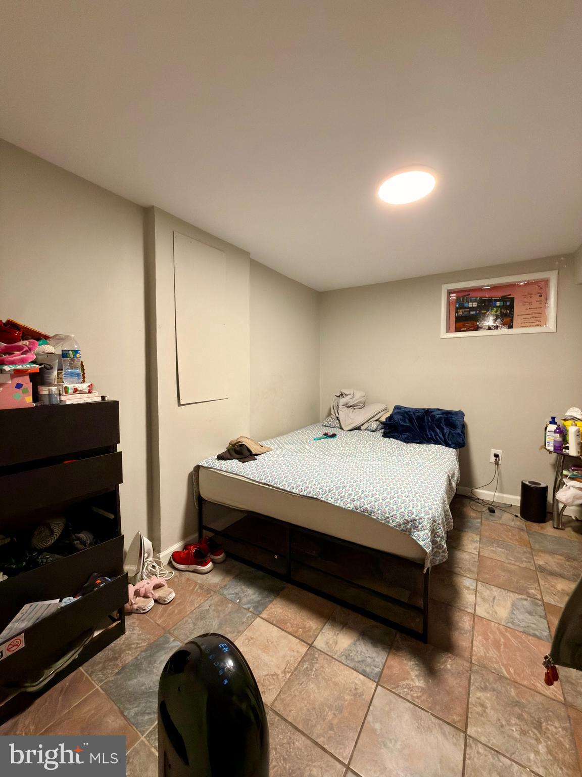 NEW CARROLLTON - Residential