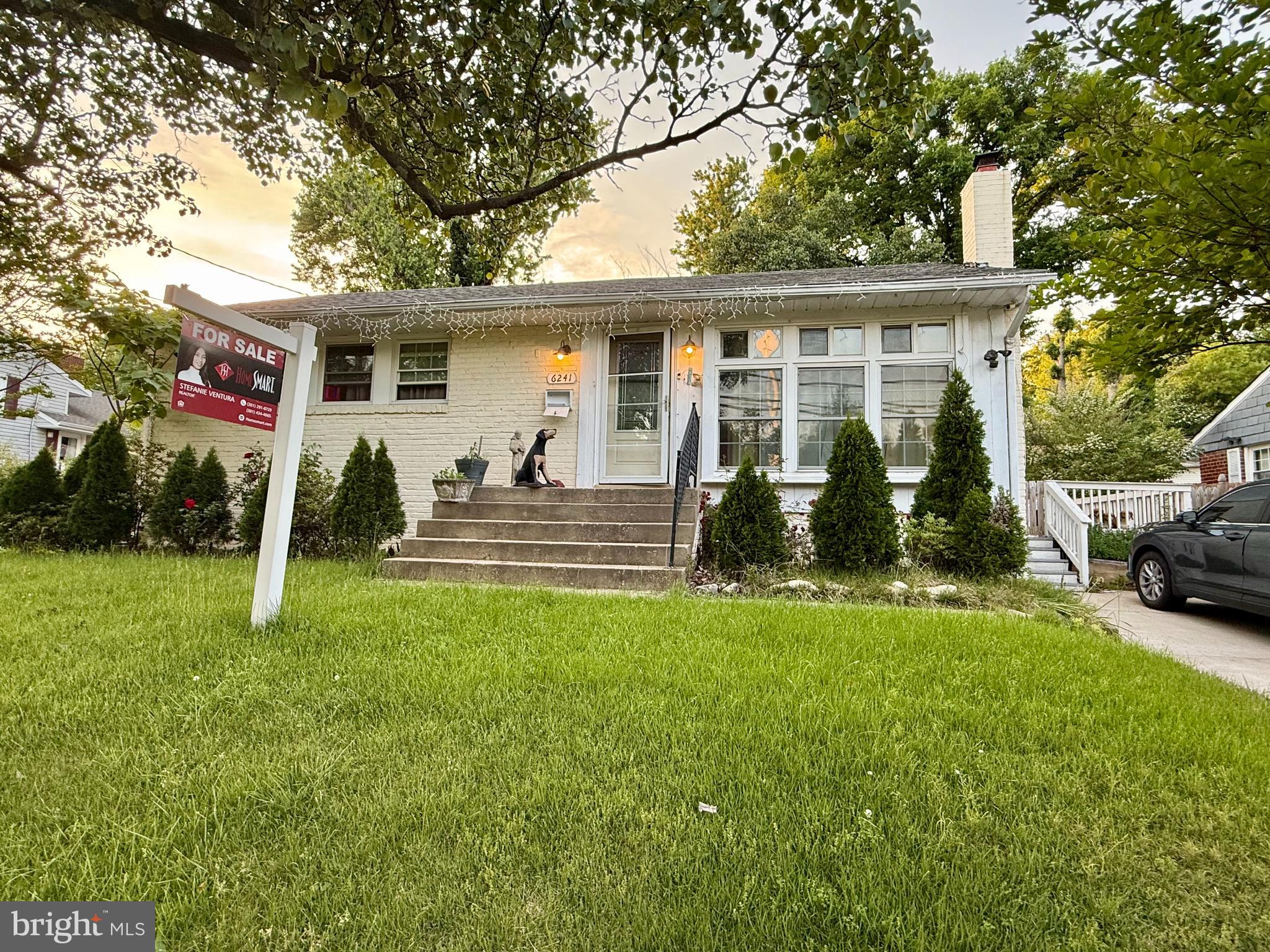 NEW CARROLLTON - Residential