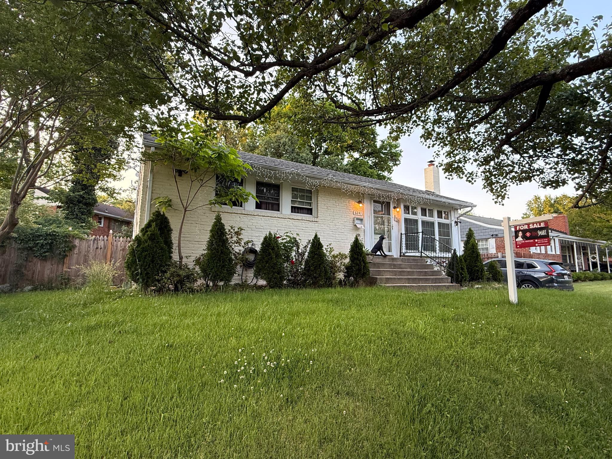 NEW CARROLLTON - Residential