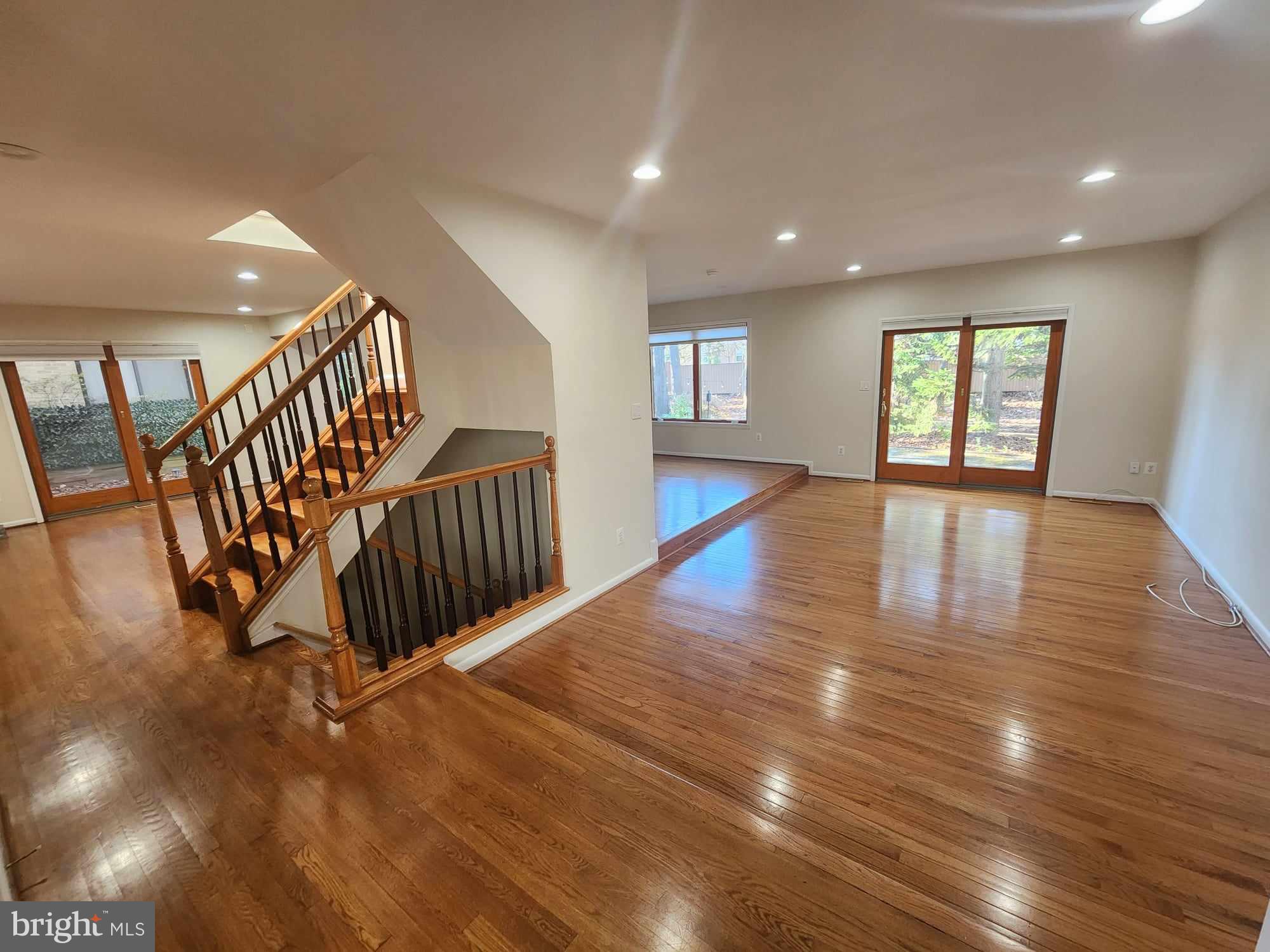 GREAT OAKS - Residential Lease