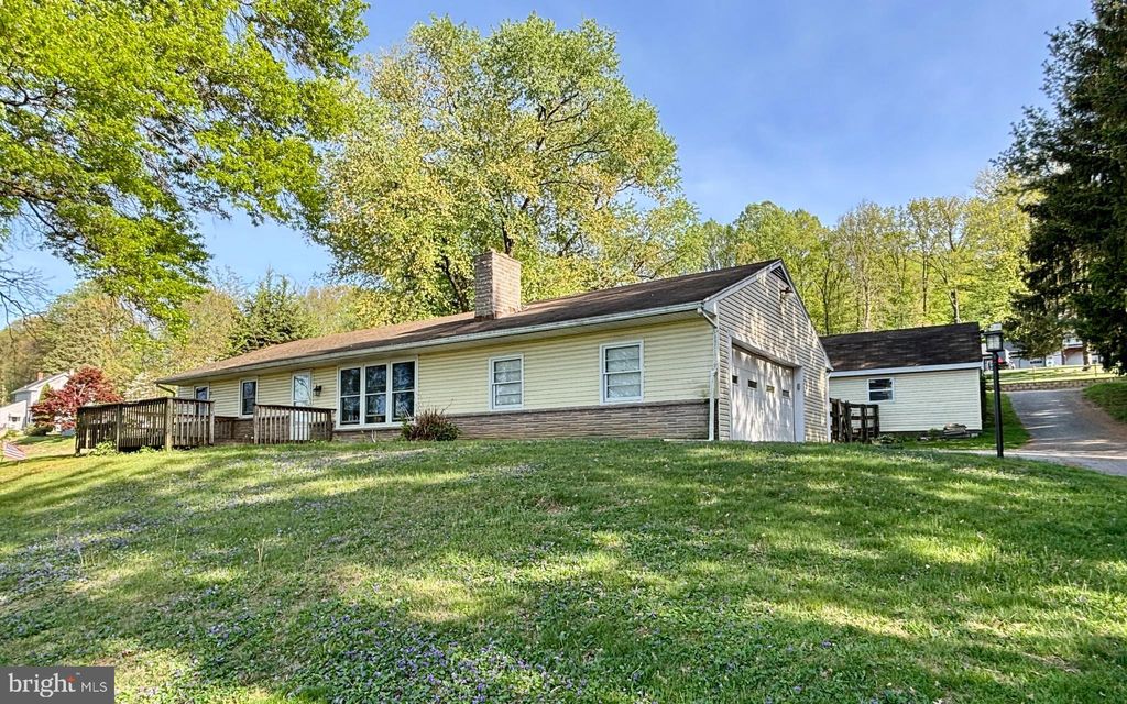 Photo of 5229 Old Strasburg Rd, KINZERS, PA 17535 (MLS # PALA2069372)