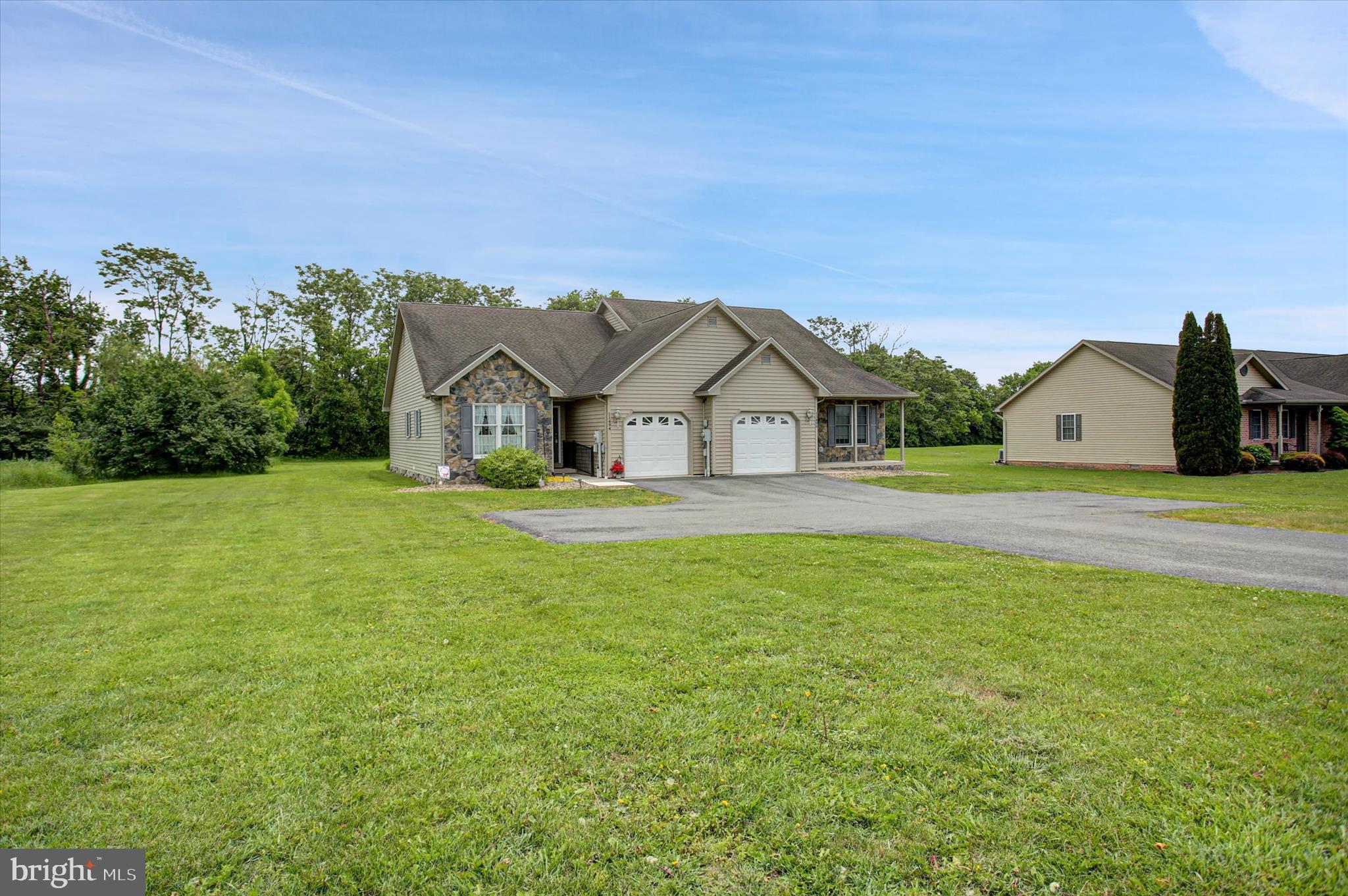11494 WILLIAMSPORT PIKE