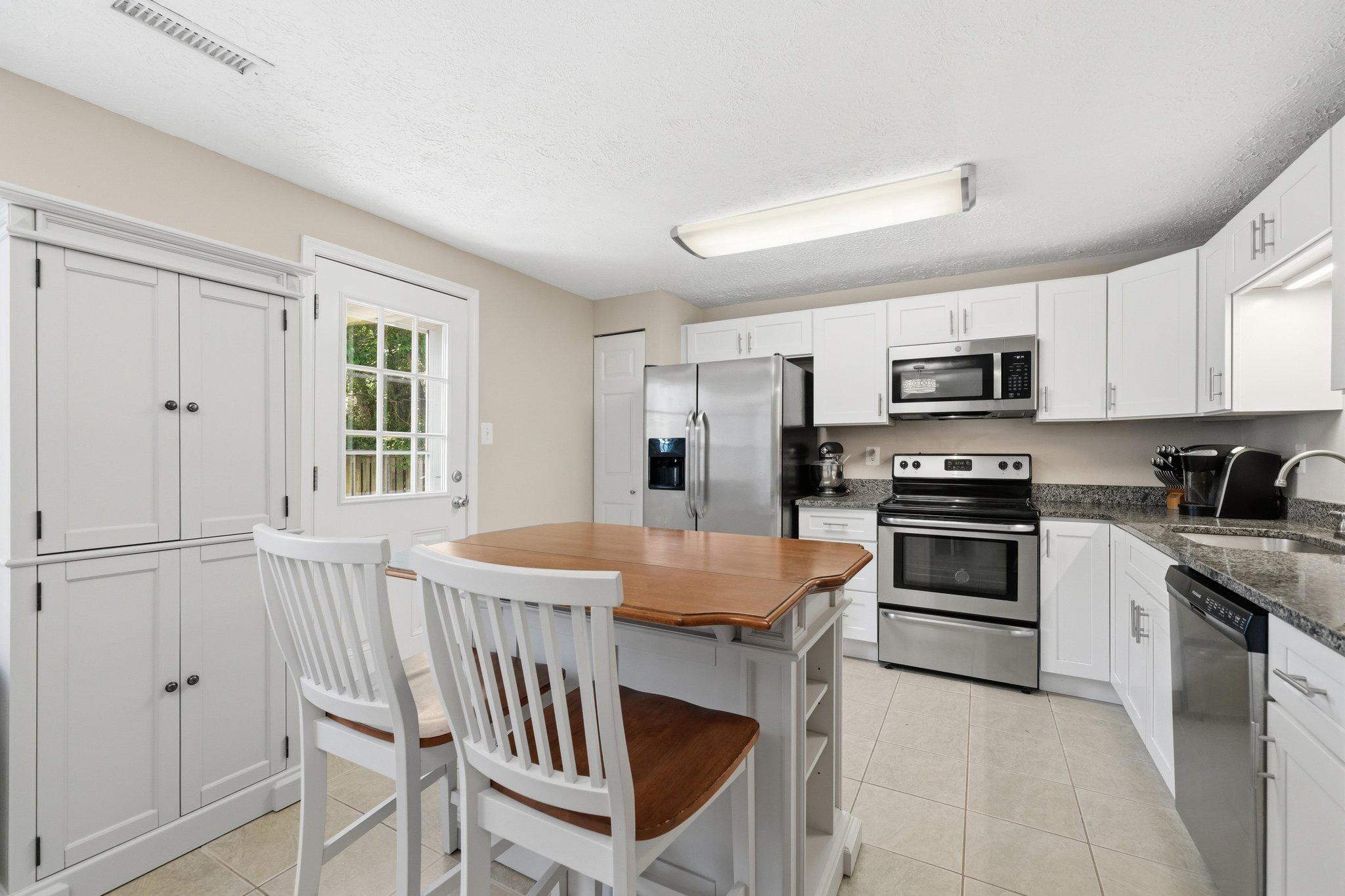 1 CROSS RIDGE COURT N/A