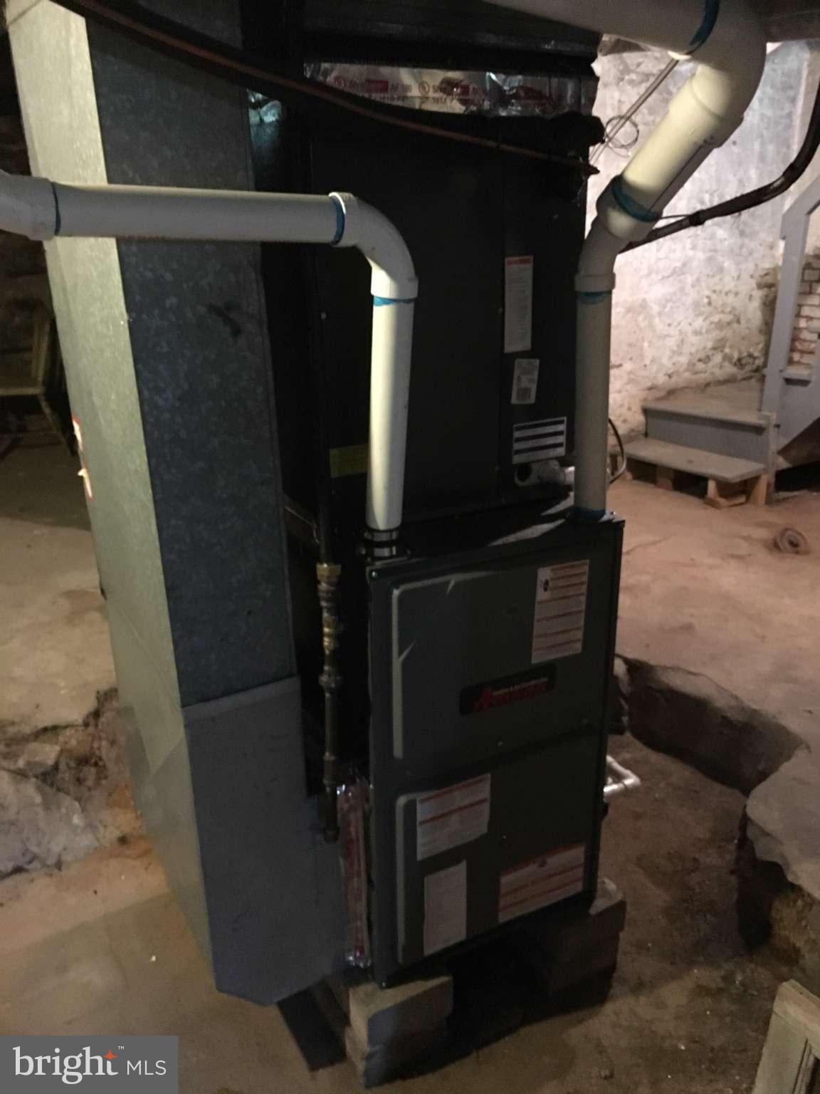 ROLAND PARK - Residential