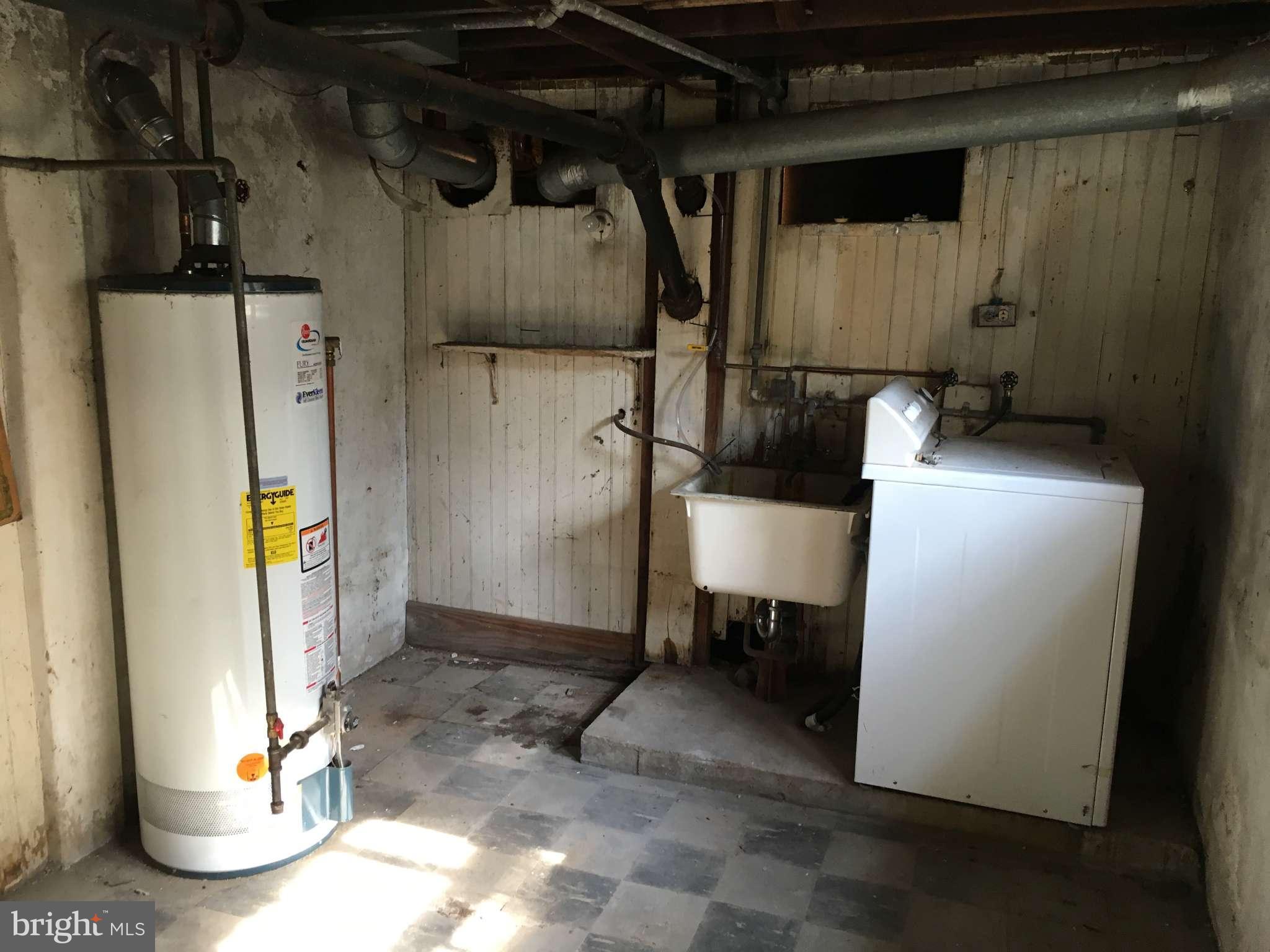 ROLAND PARK - Residential