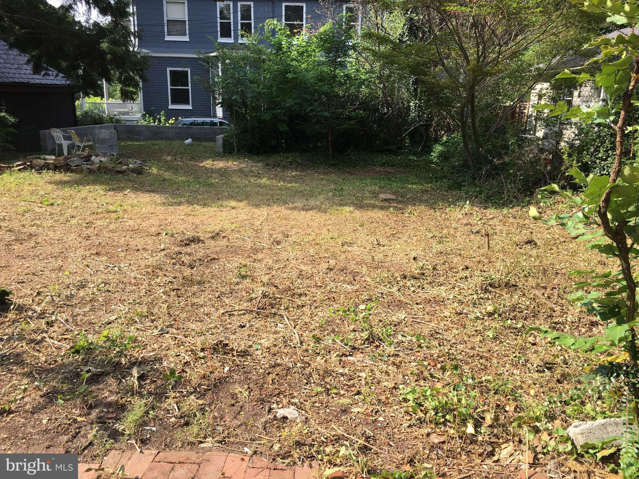 ROLAND PARK - Residential