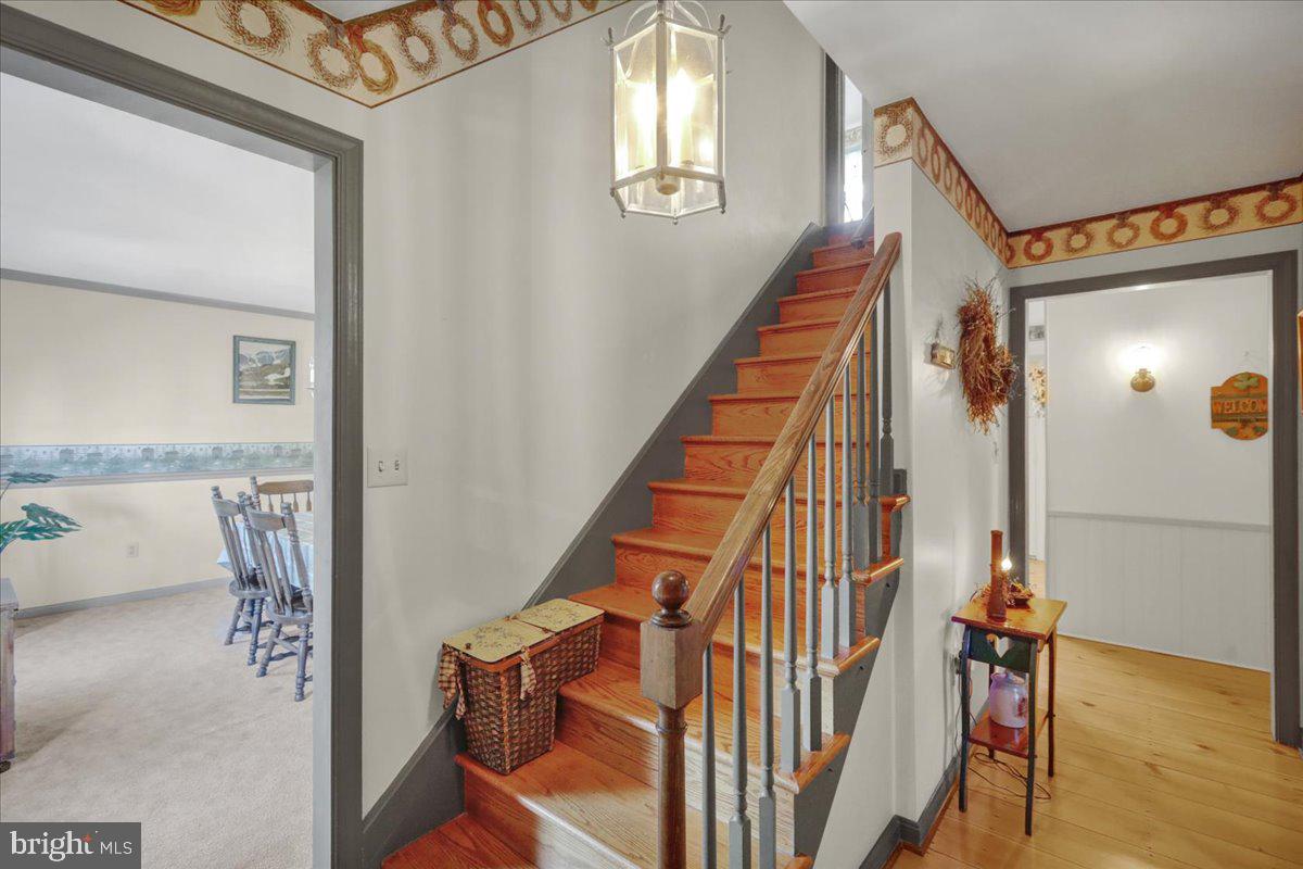 76 HAWTHORNE CIRCLE