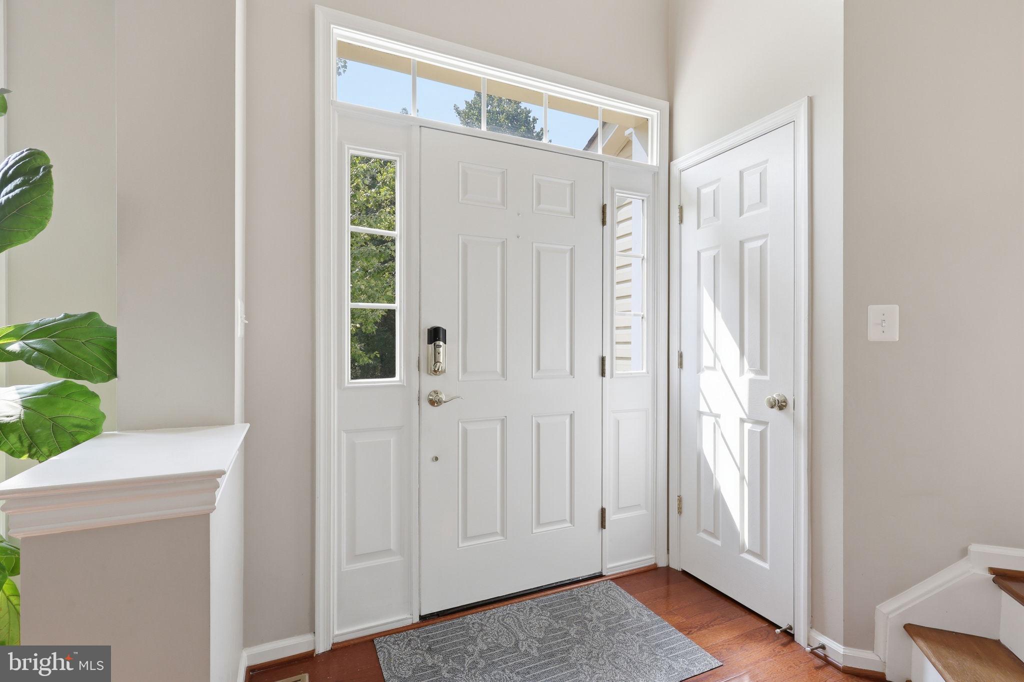 8816 YELLOWTHROAT COURT