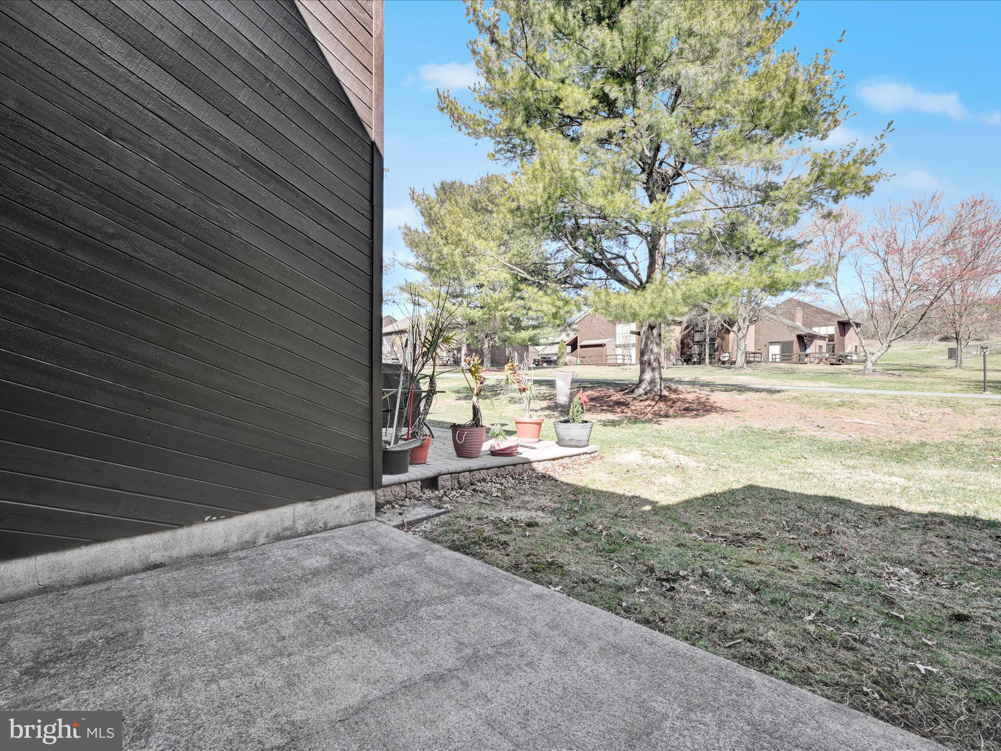 PINEBROOK - Residential