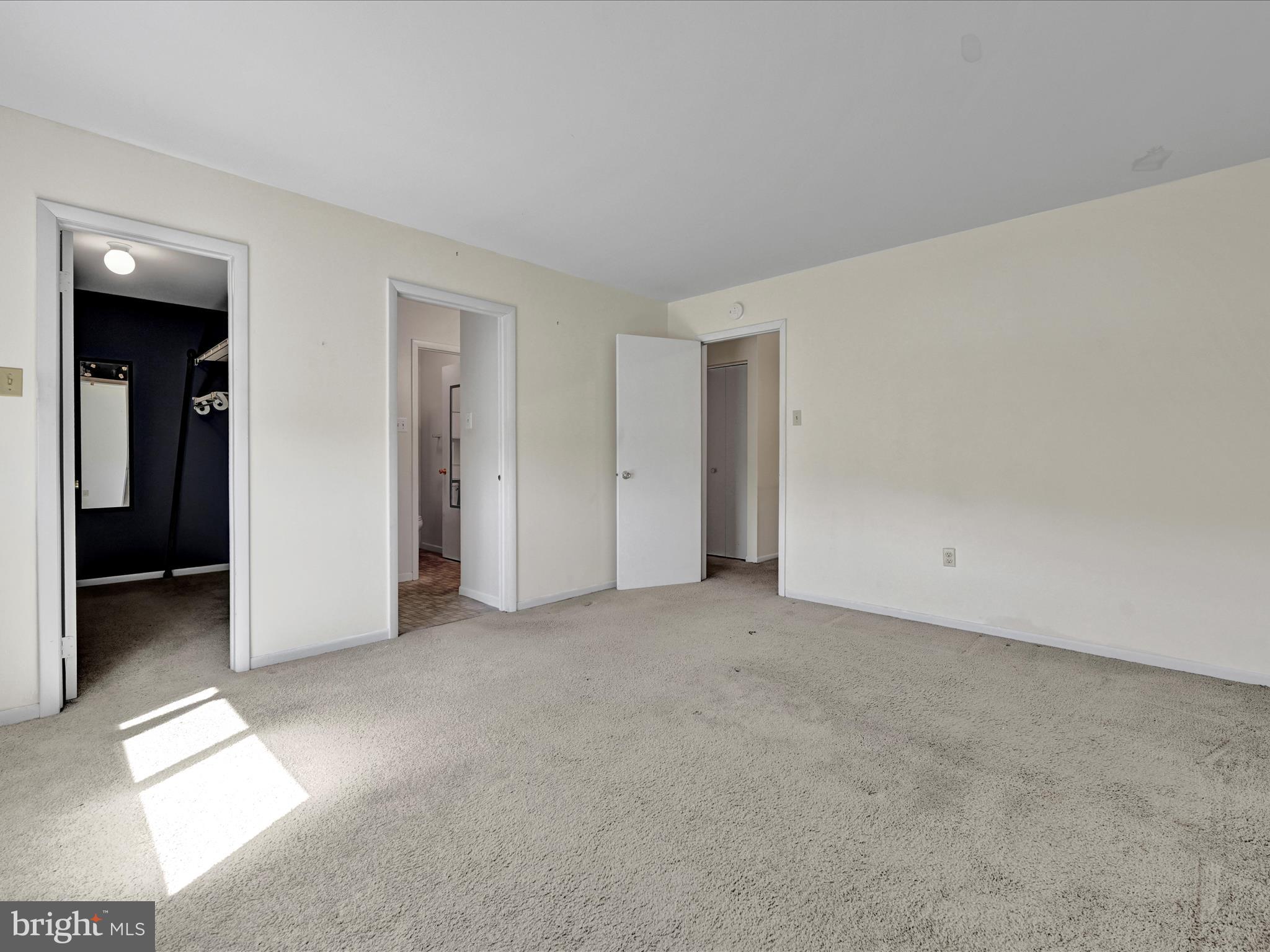 PINEBROOK - Residential