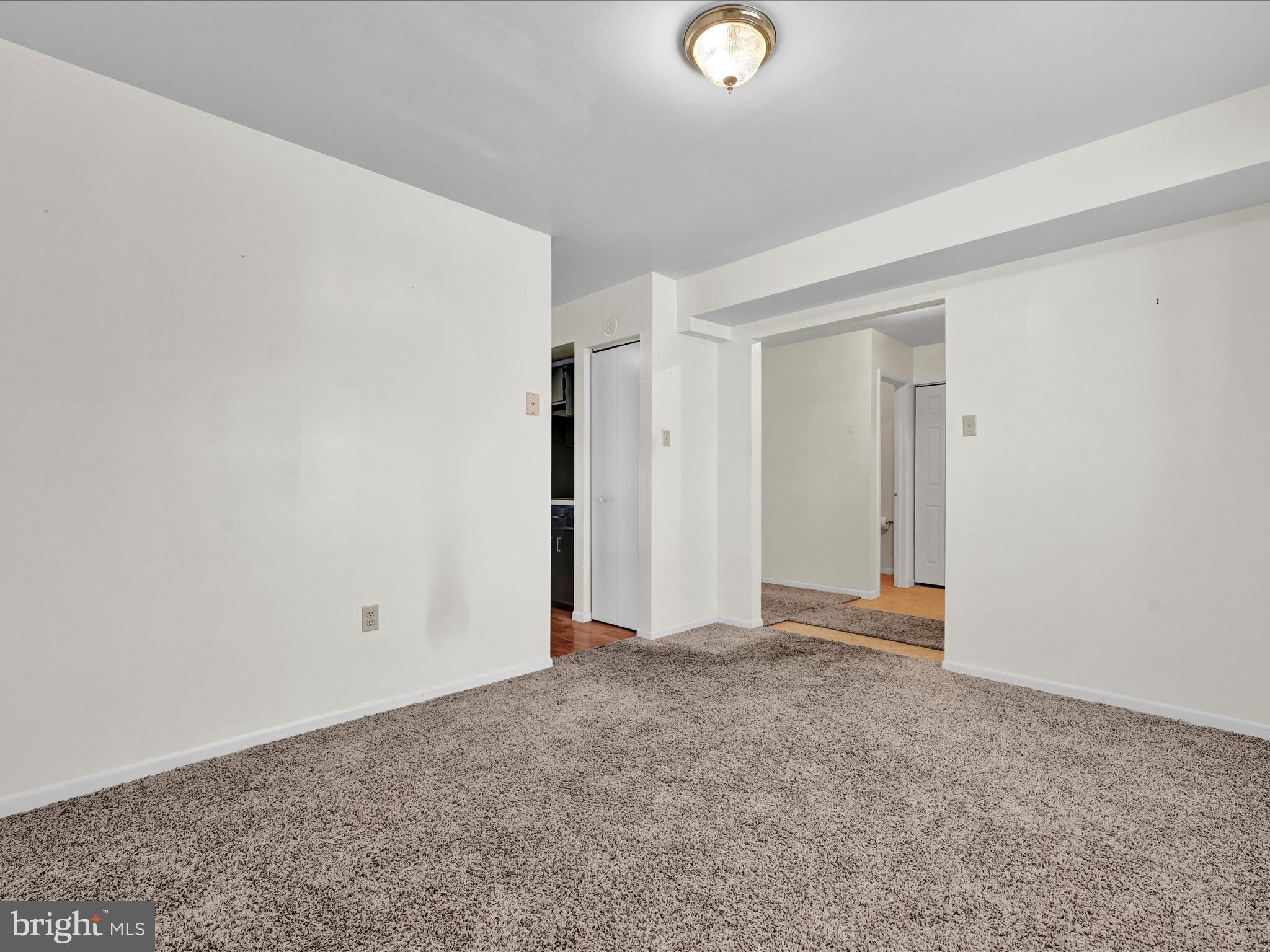 PINEBROOK - Residential