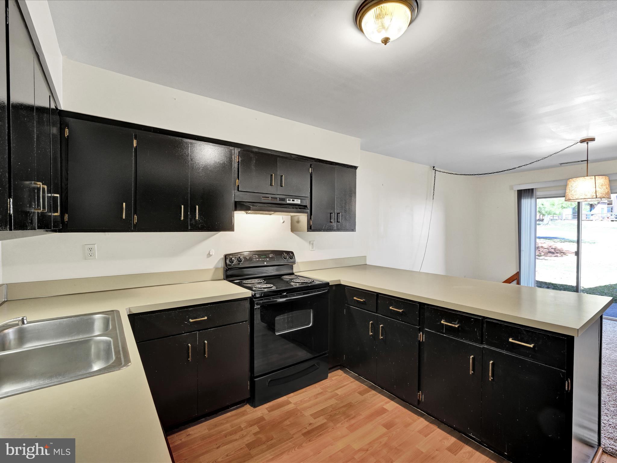 PINEBROOK - Residential