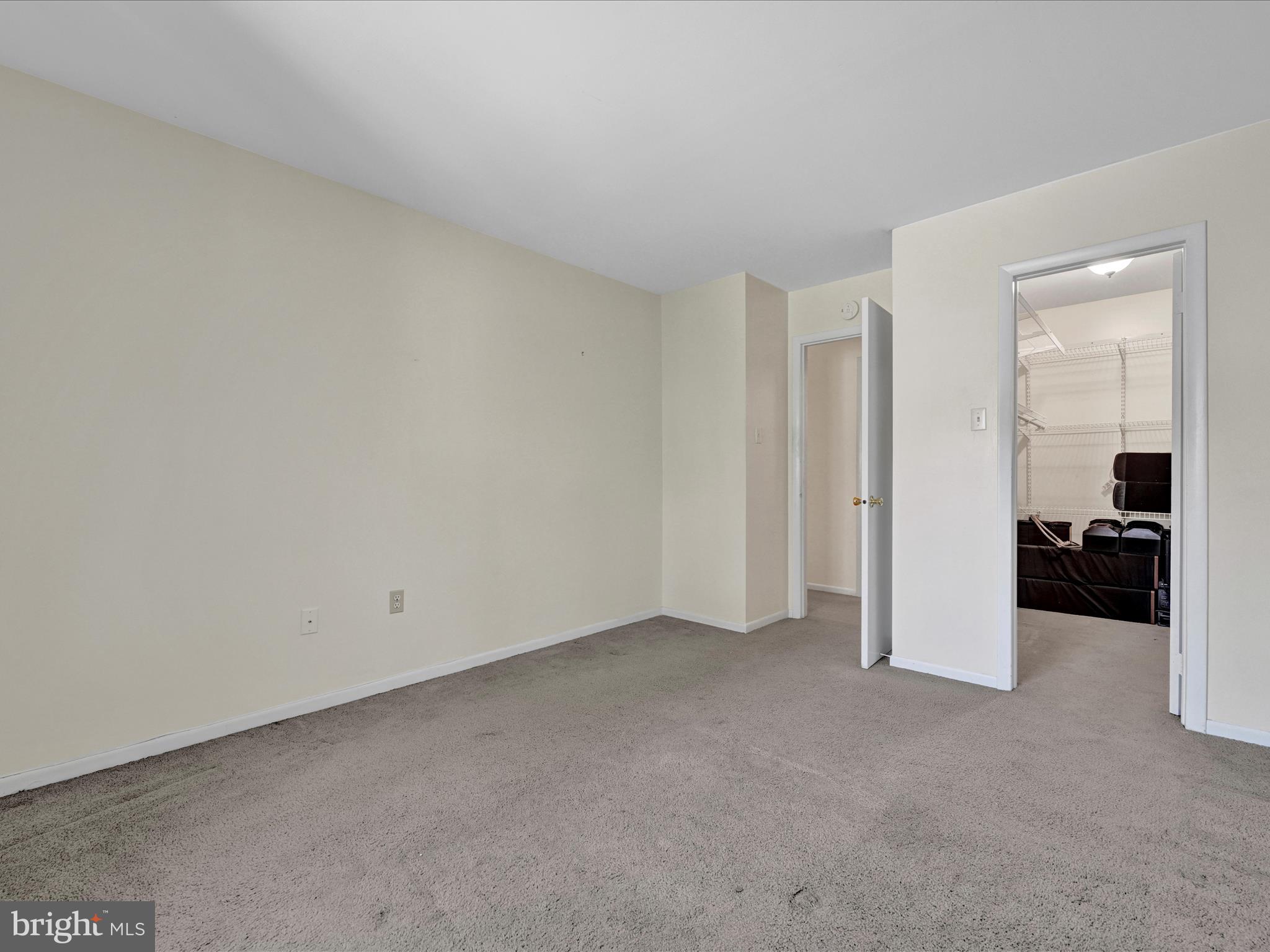 PINEBROOK - Residential