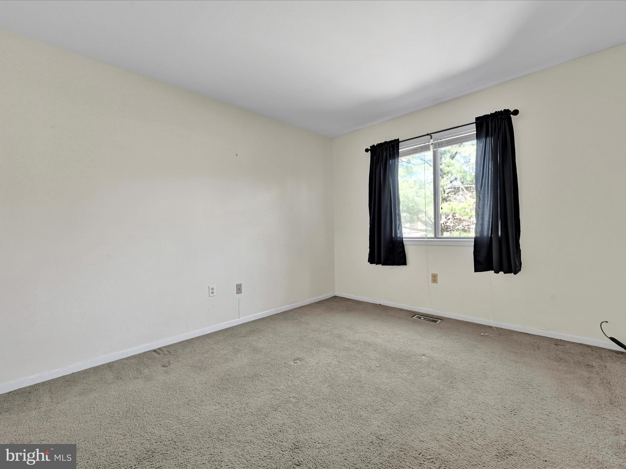 PINEBROOK - Residential