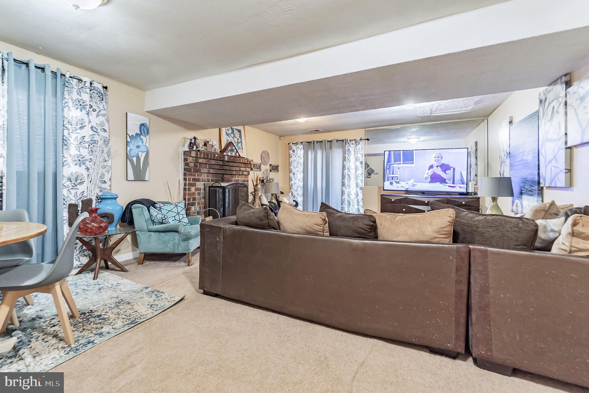 THE WOODLANDS - Residential