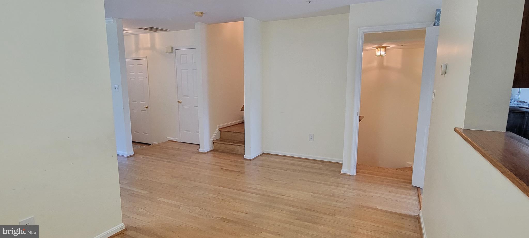 BROOKE MANOR FARMS - Residential Lease