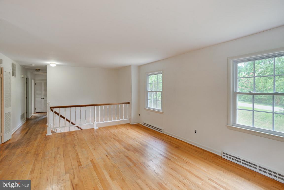 WALNUT HILLS LA PLATA - Residential