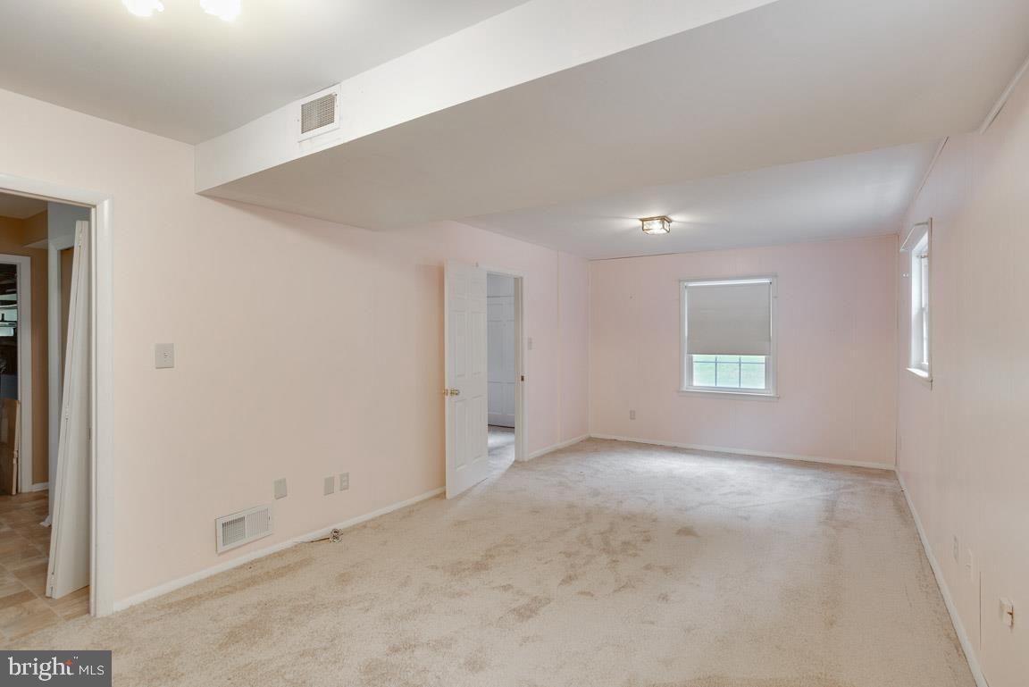 WALNUT HILLS LA PLATA - Residential