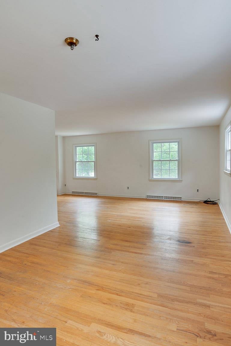 WALNUT HILLS LA PLATA - Residential