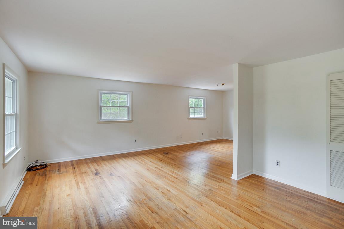 WALNUT HILLS LA PLATA - Residential