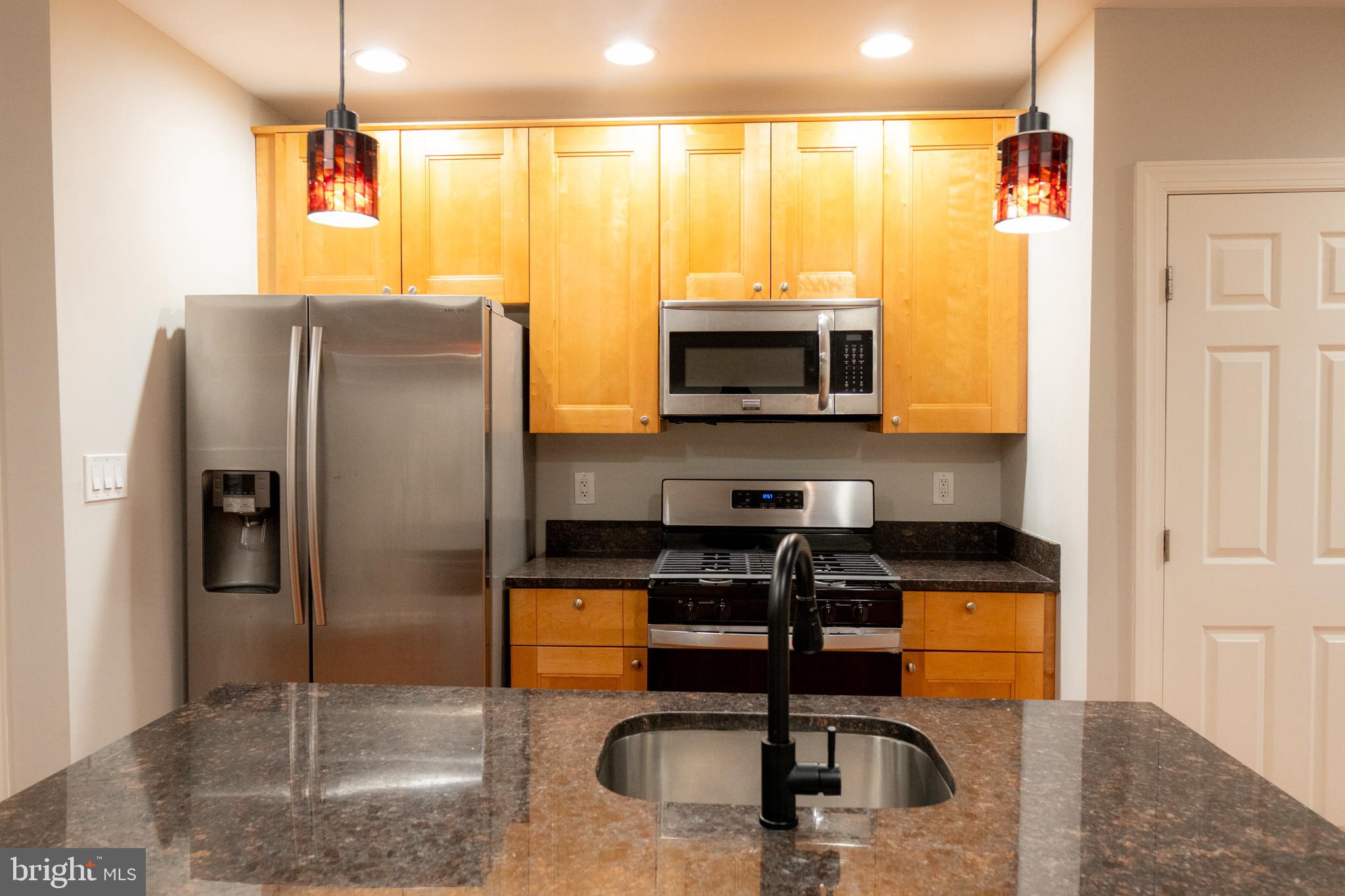 1928 BENNETT PLACE NE