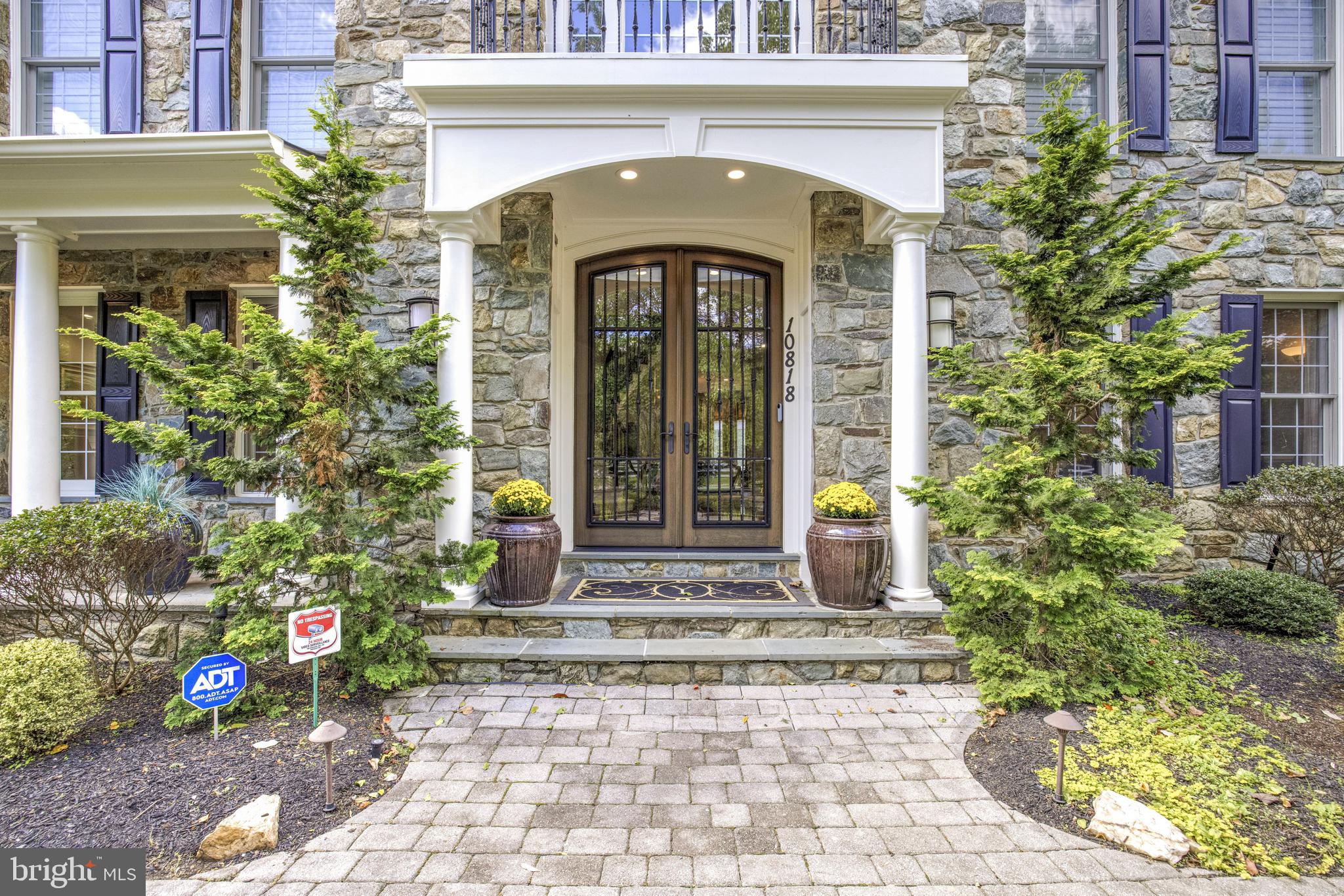 SADDLE RIDGE - Residential