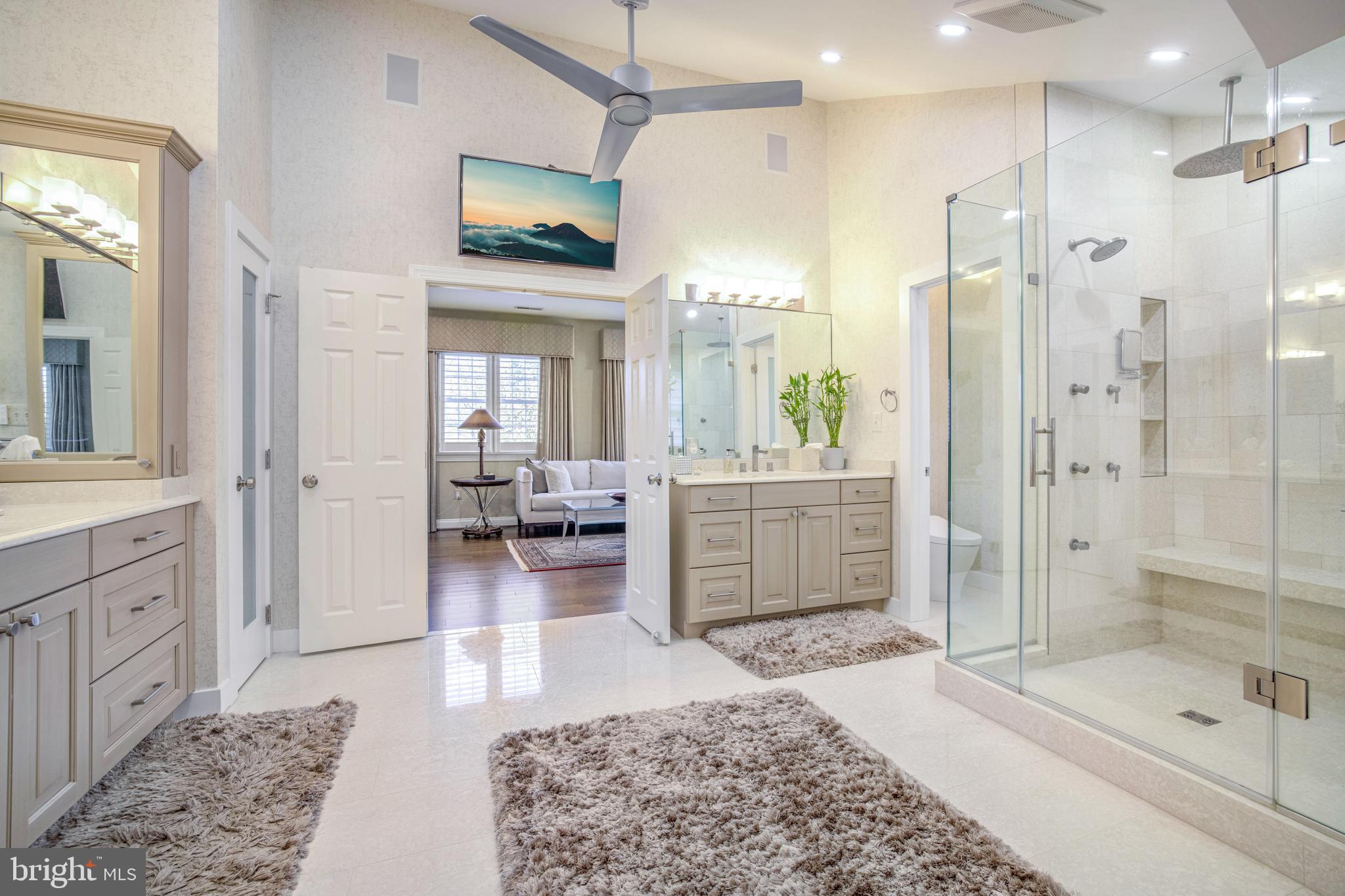 SADDLE RIDGE - Residential