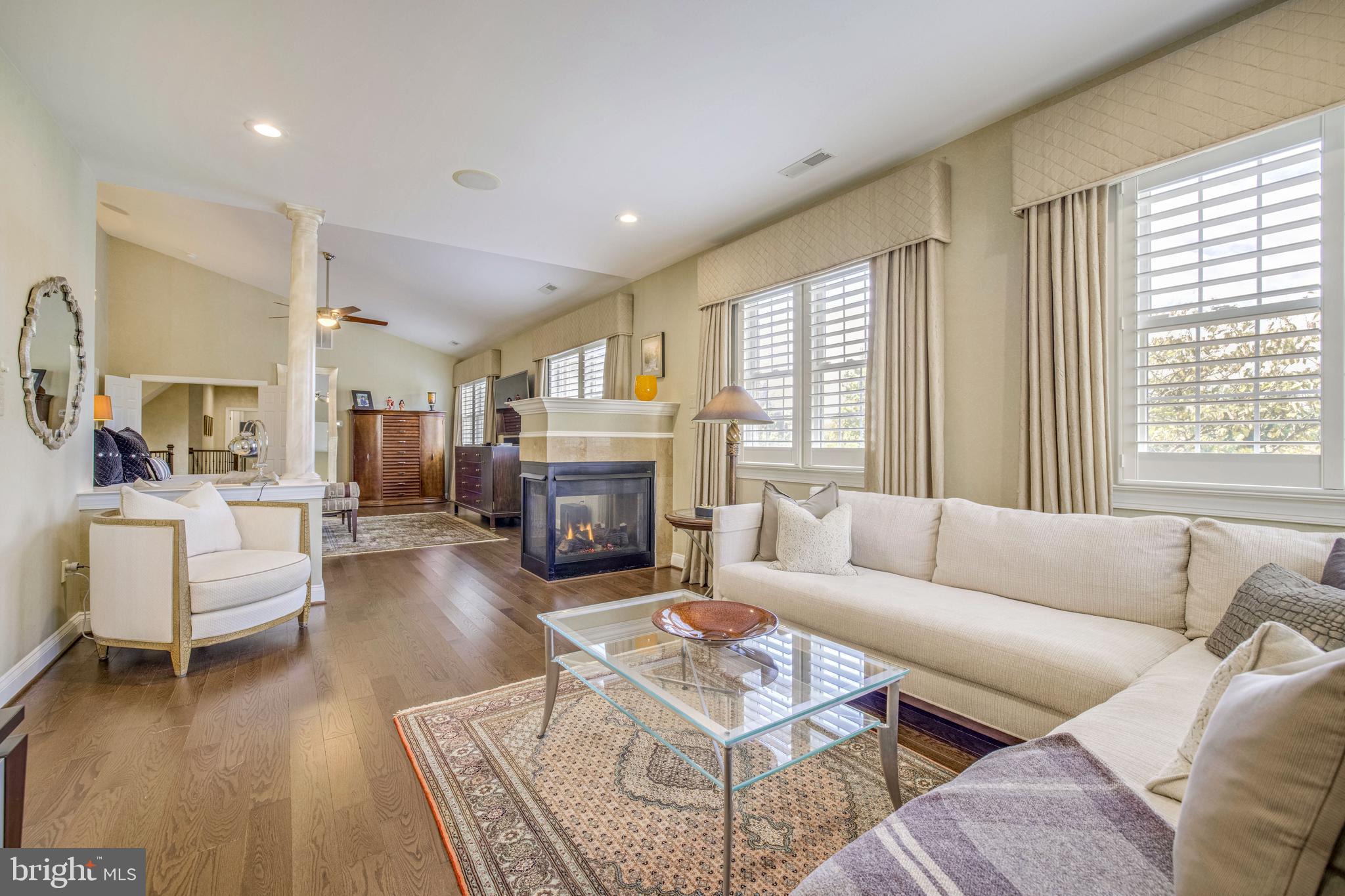 SADDLE RIDGE - Residential