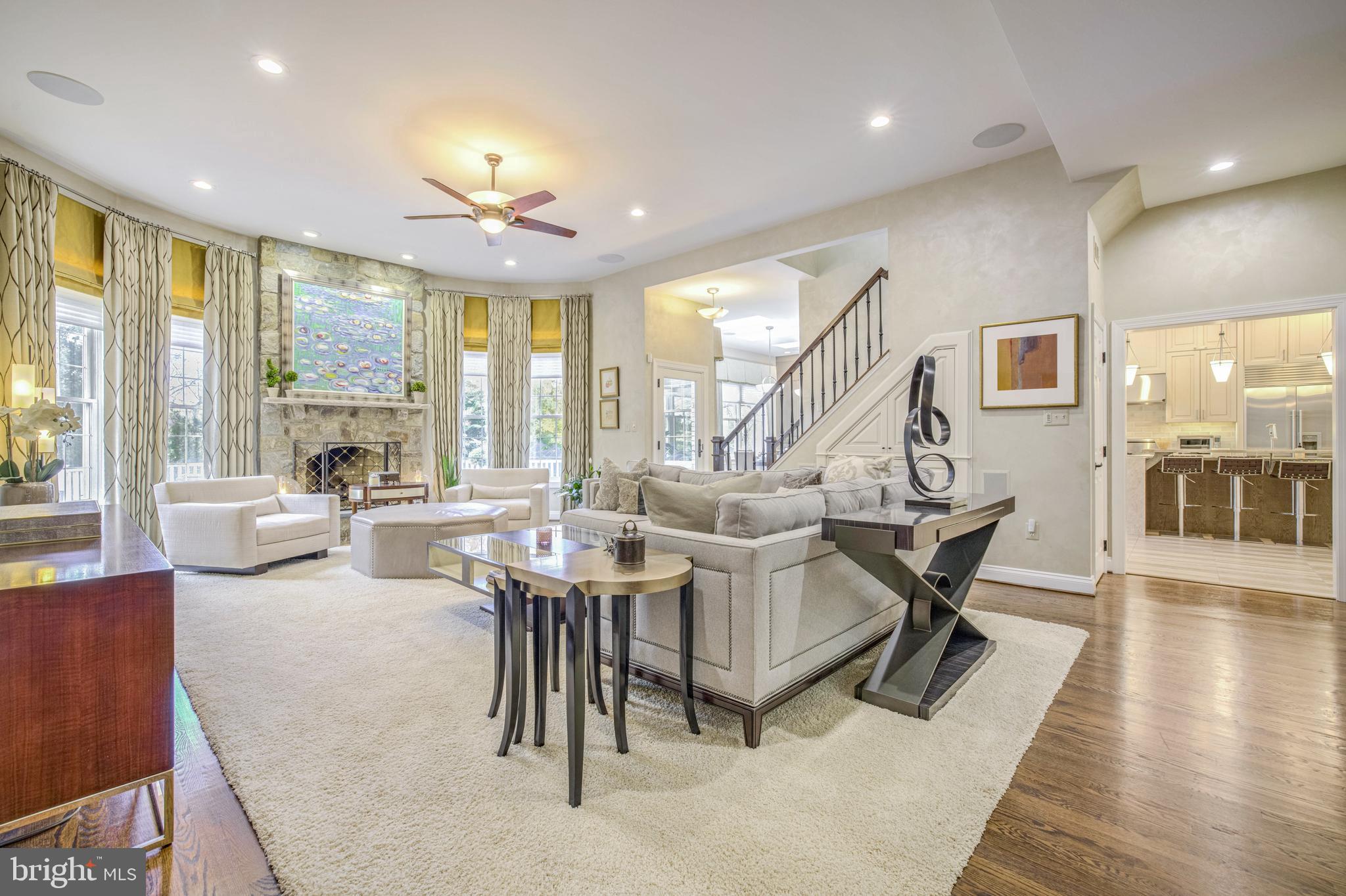 SADDLE RIDGE - Residential