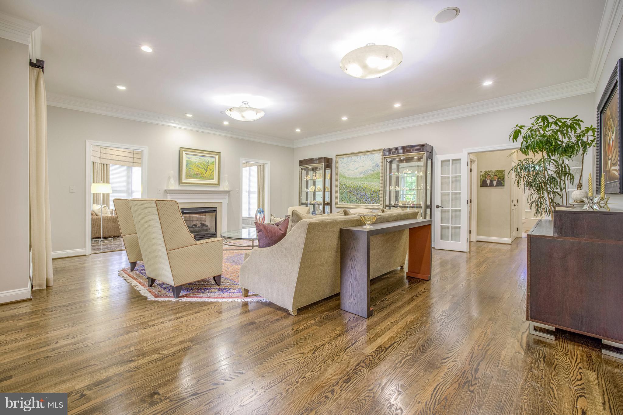 SADDLE RIDGE - Residential