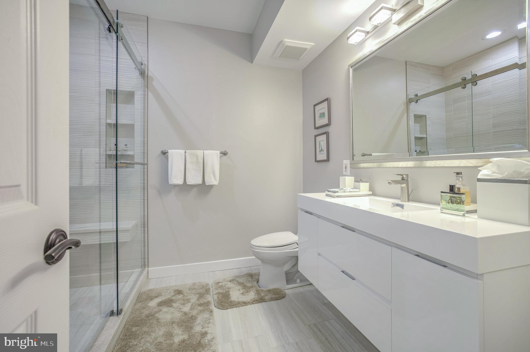 SADDLE RIDGE - Residential