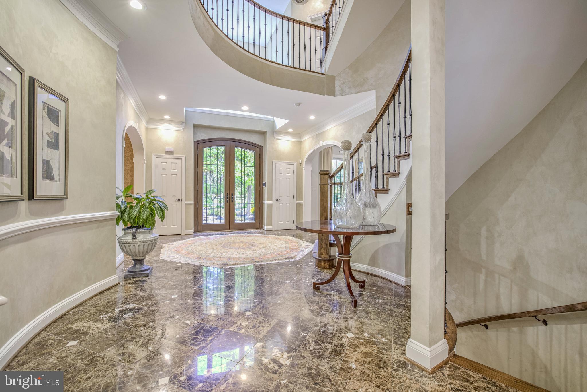 SADDLE RIDGE - Residential