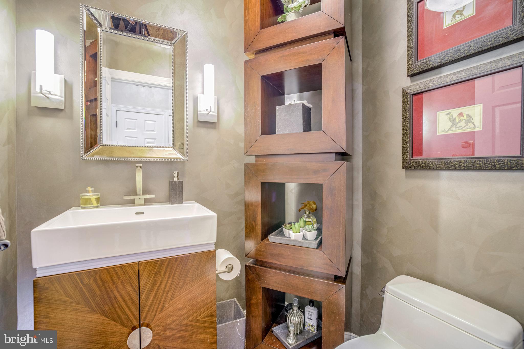 SADDLE RIDGE - Residential