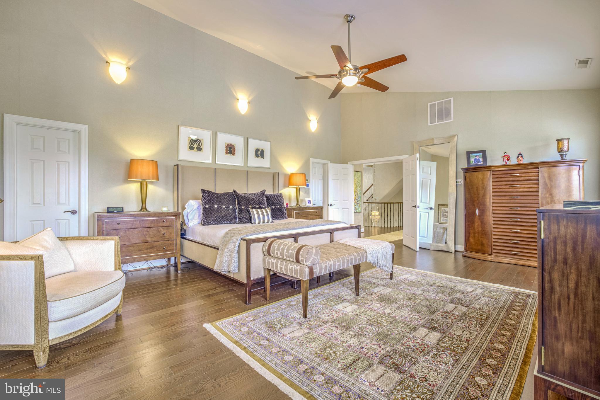 SADDLE RIDGE - Residential