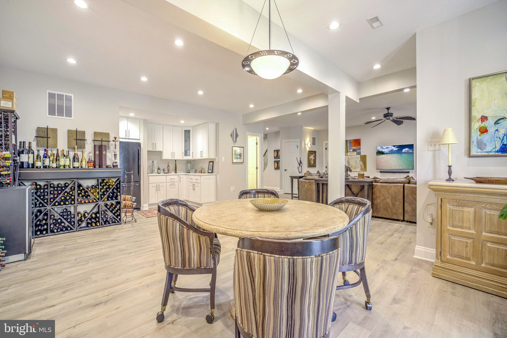 SADDLE RIDGE - Residential