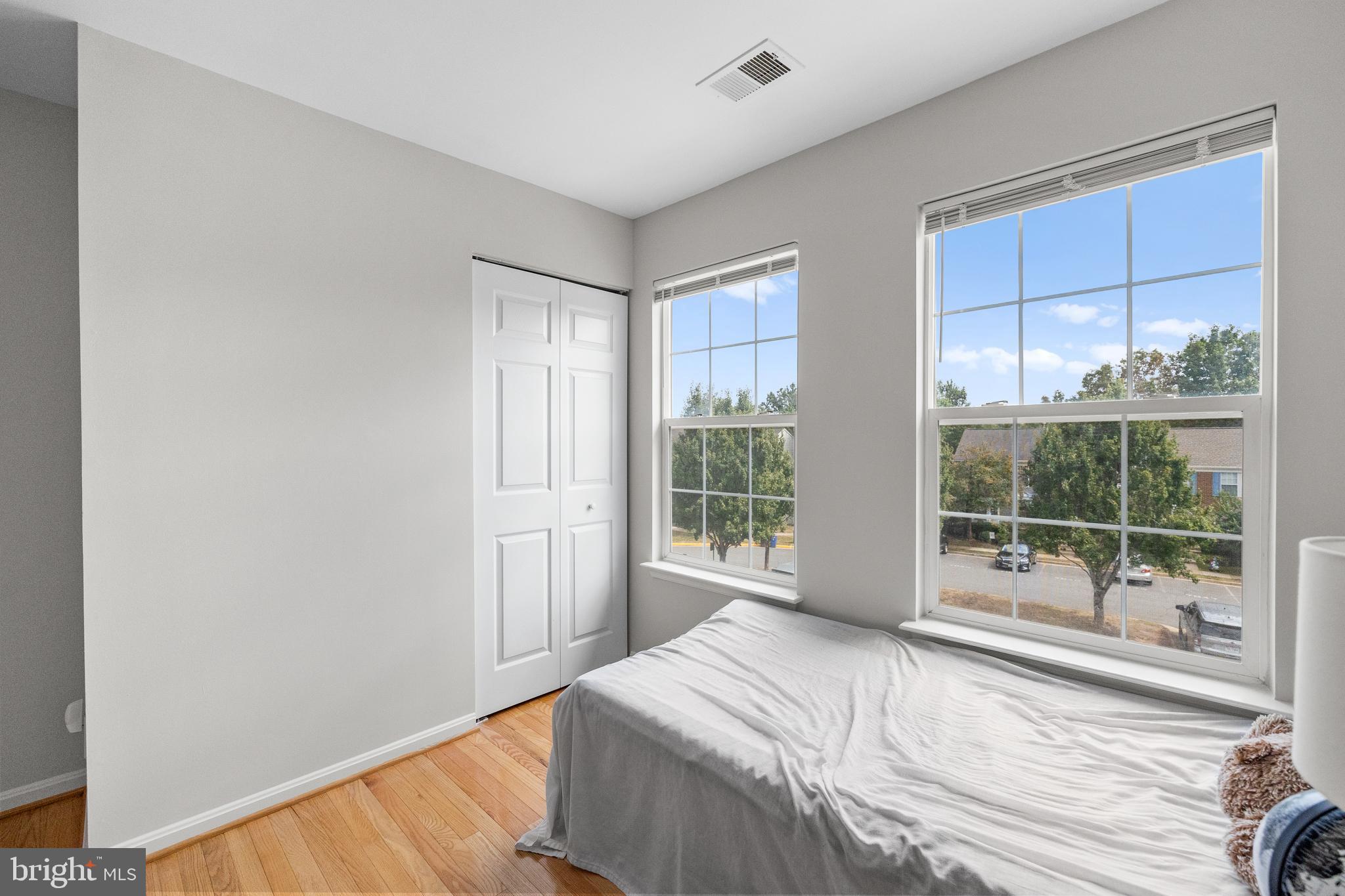 GREENHILL CROSSING - Residential