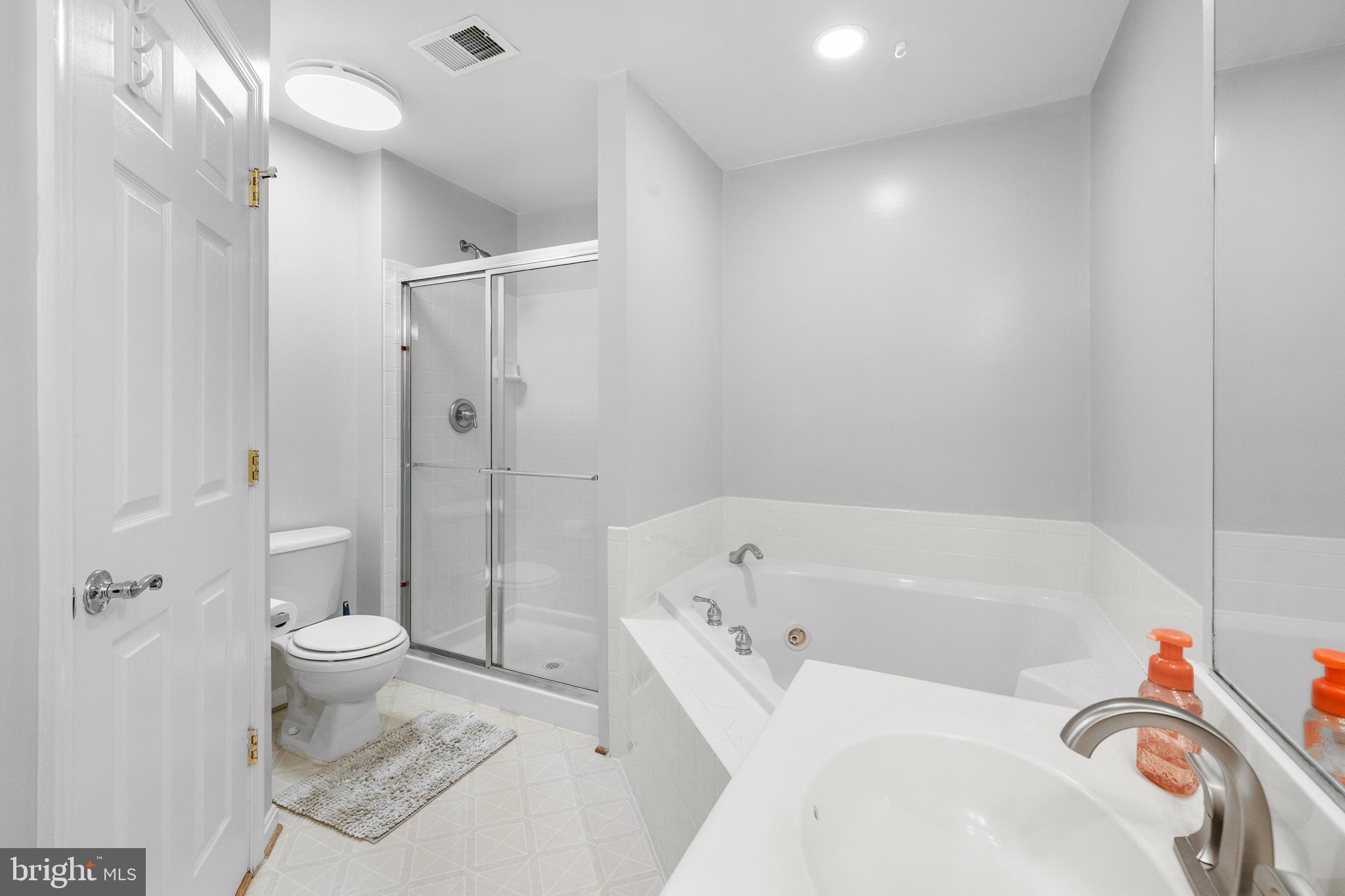 GREENHILL CROSSING - Residential