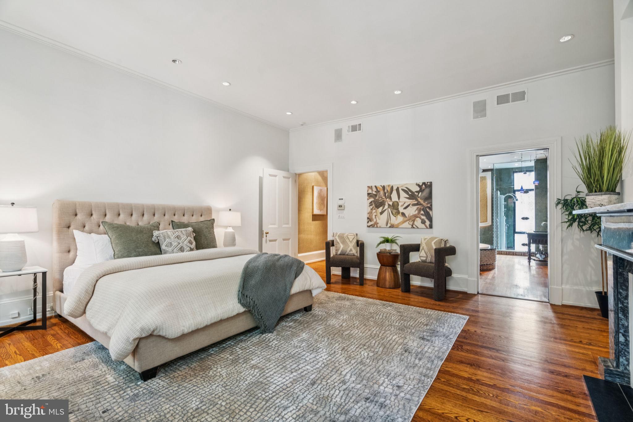 RITTENHOUSE SQUARE - Residential