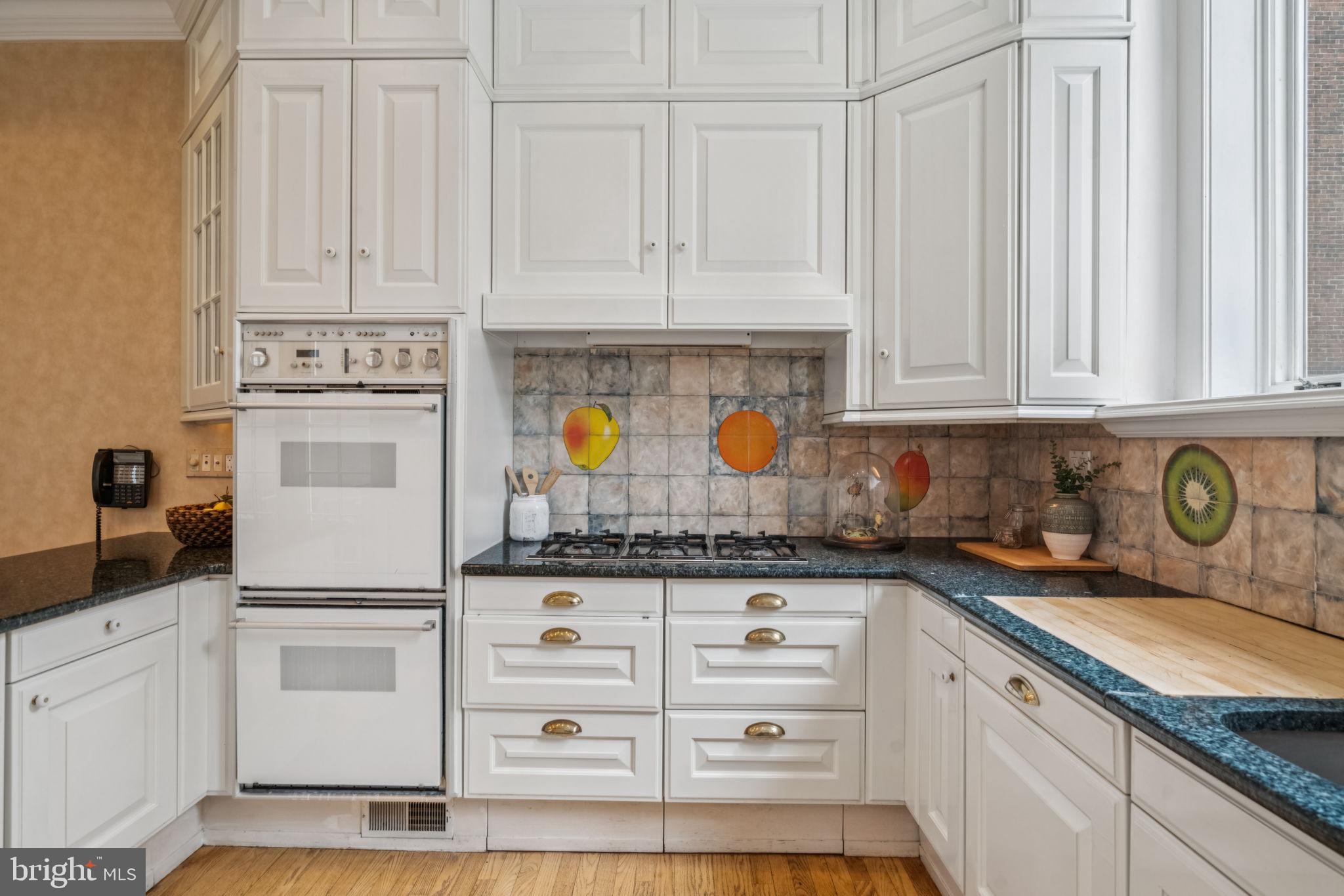 RITTENHOUSE SQUARE - Residential