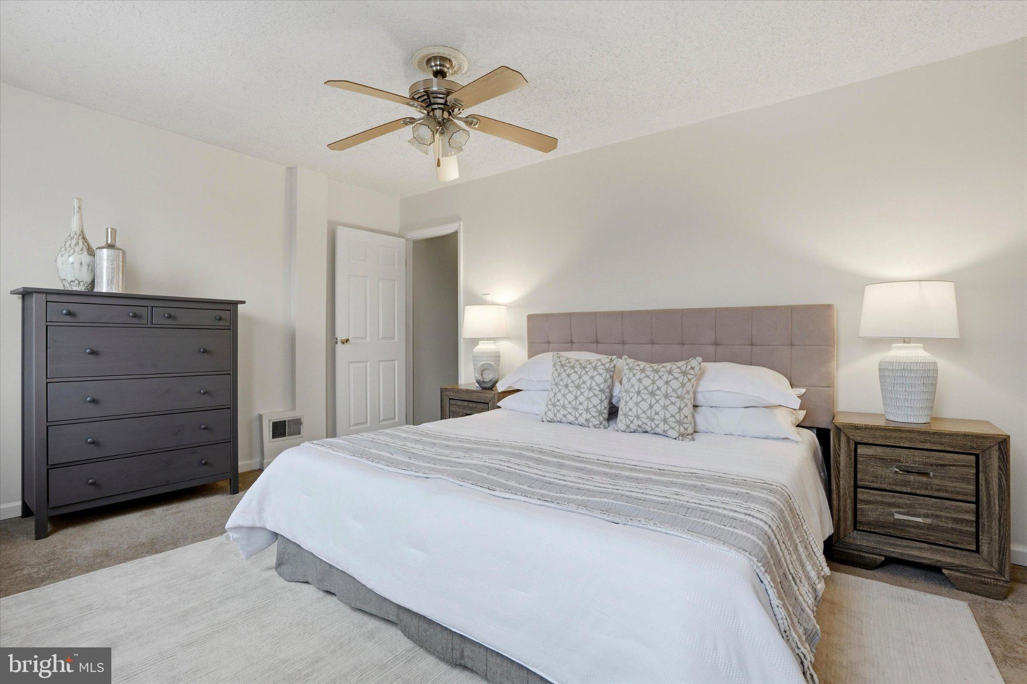 BELLA VISTA - Residential