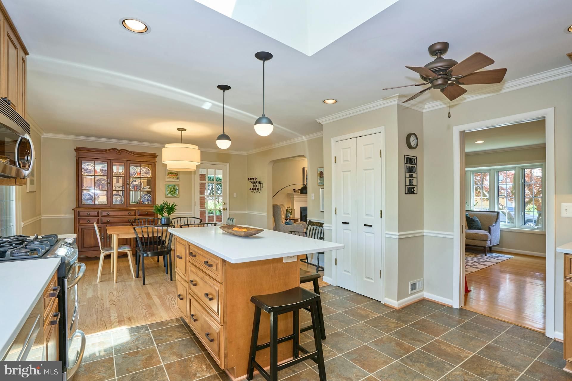 GOLF CLUB MANOR - Residential