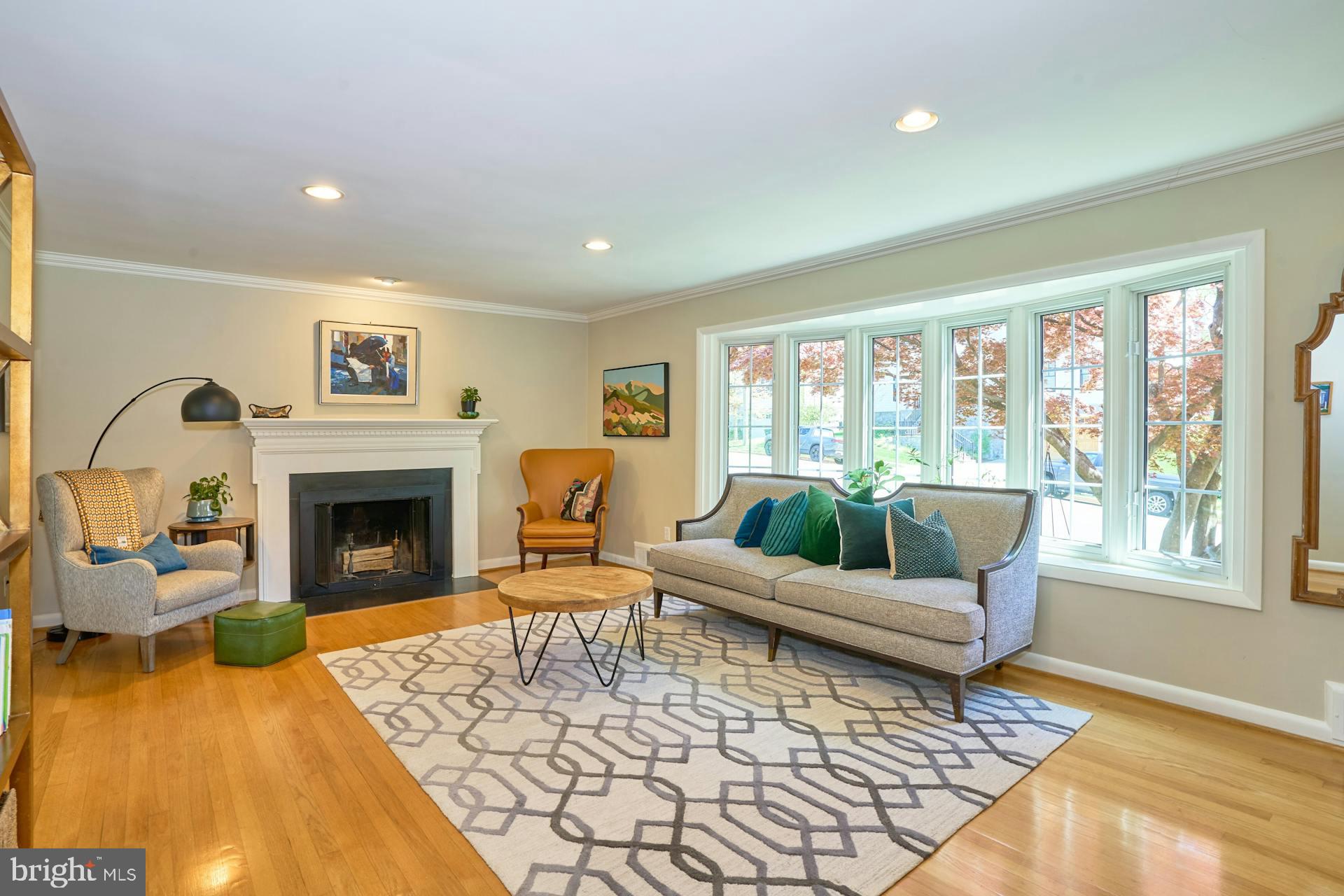 GOLF CLUB MANOR - Residential